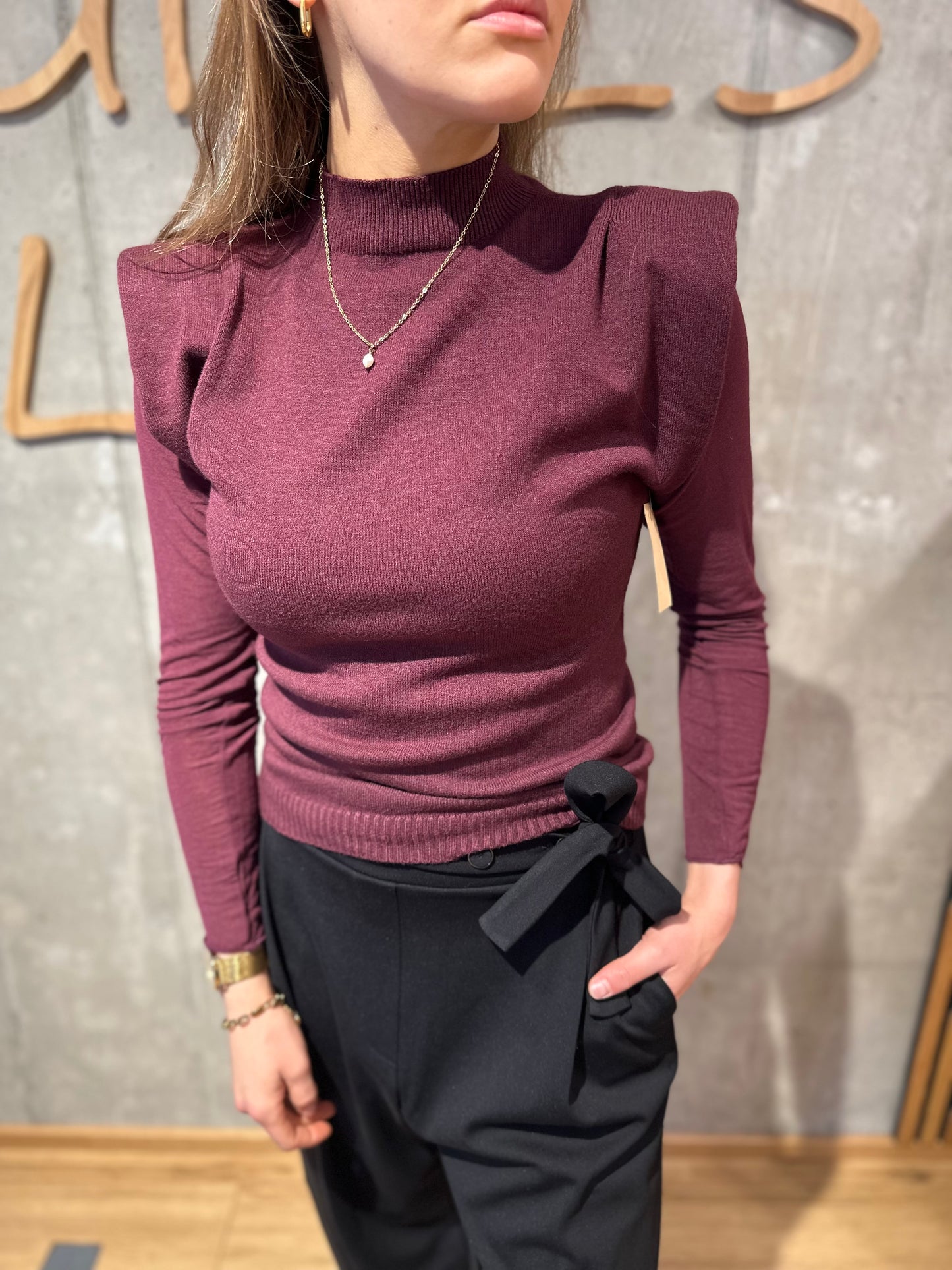 Strickshirt "Shelby Schulterdetail" - Versch. Farben
