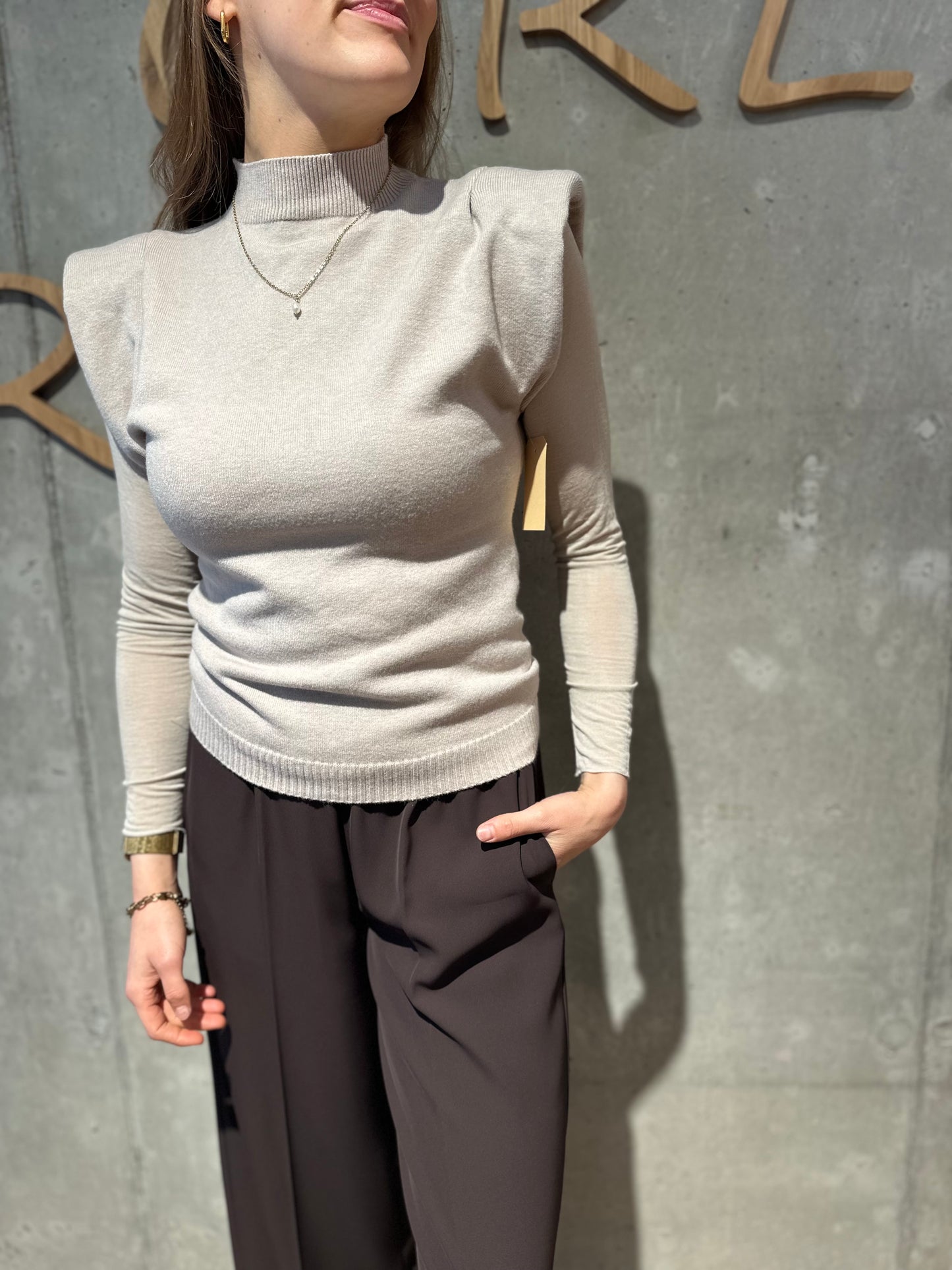 Strickshirt "Shelby Schulterdetail" - Versch. Farben