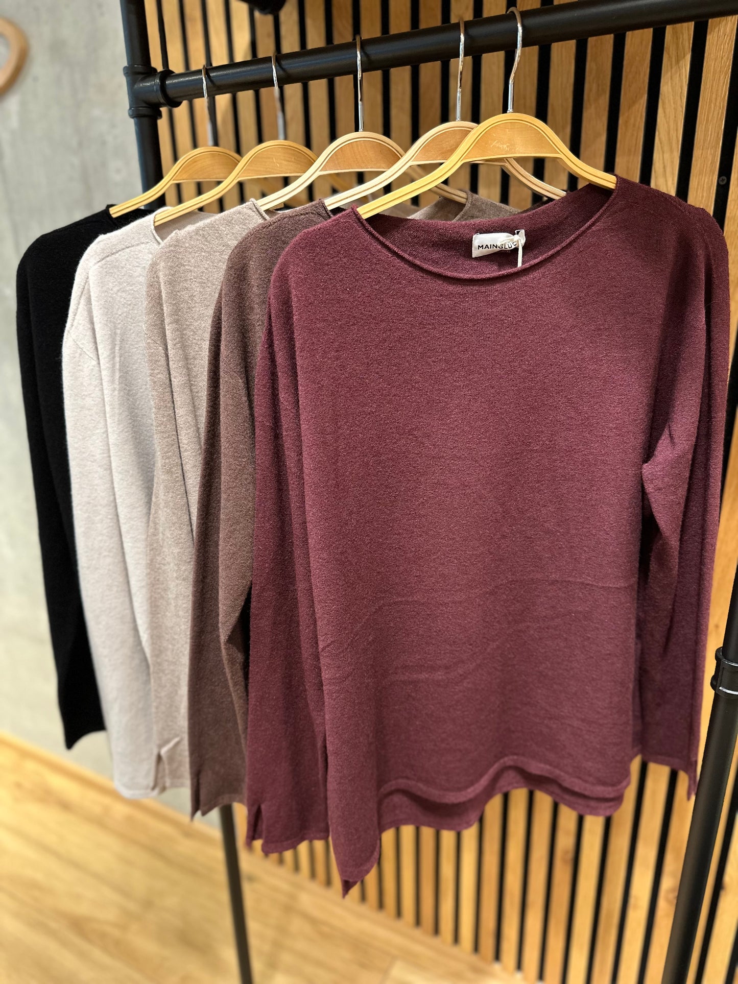 MG-Pulli "Mia Rundhals mit Ärmelschlitz" - Versch. Farben