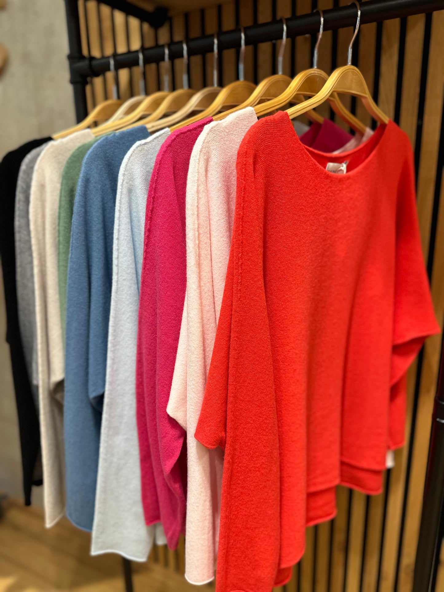 MG-Pulli "Malou kurz" - Versch. Farben