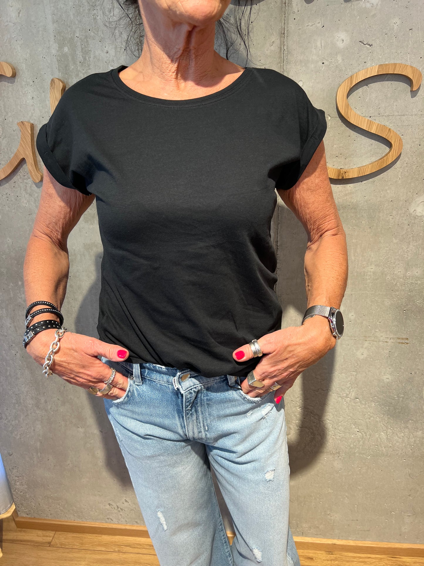 T-Shirt"Trisha extended Shoulder" - Versch. Farben