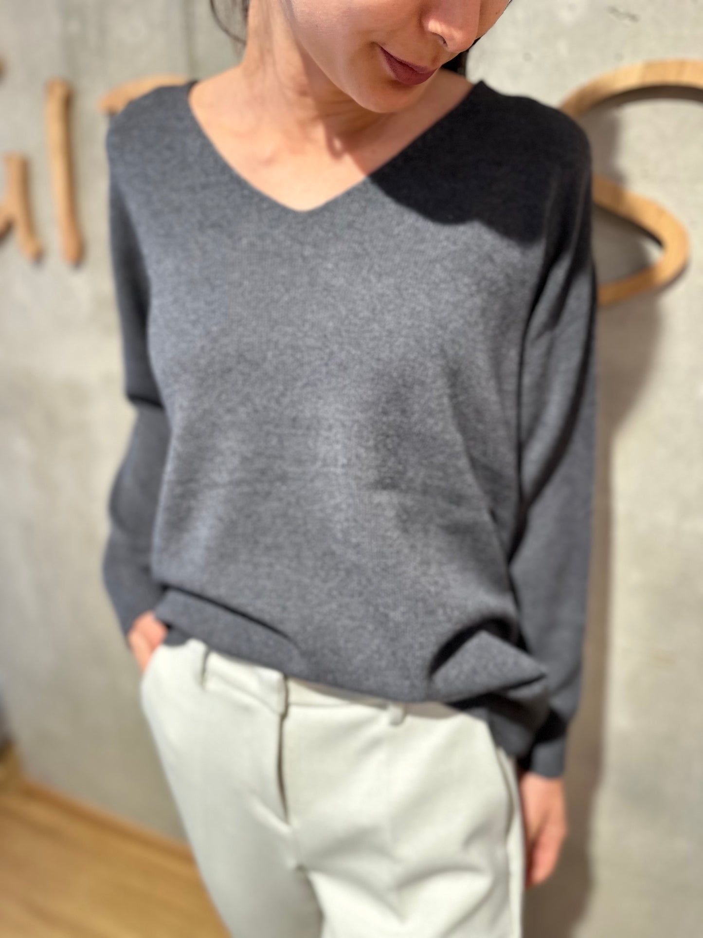 MG-Pulli "Madita V-Neck" - Versch. Farben