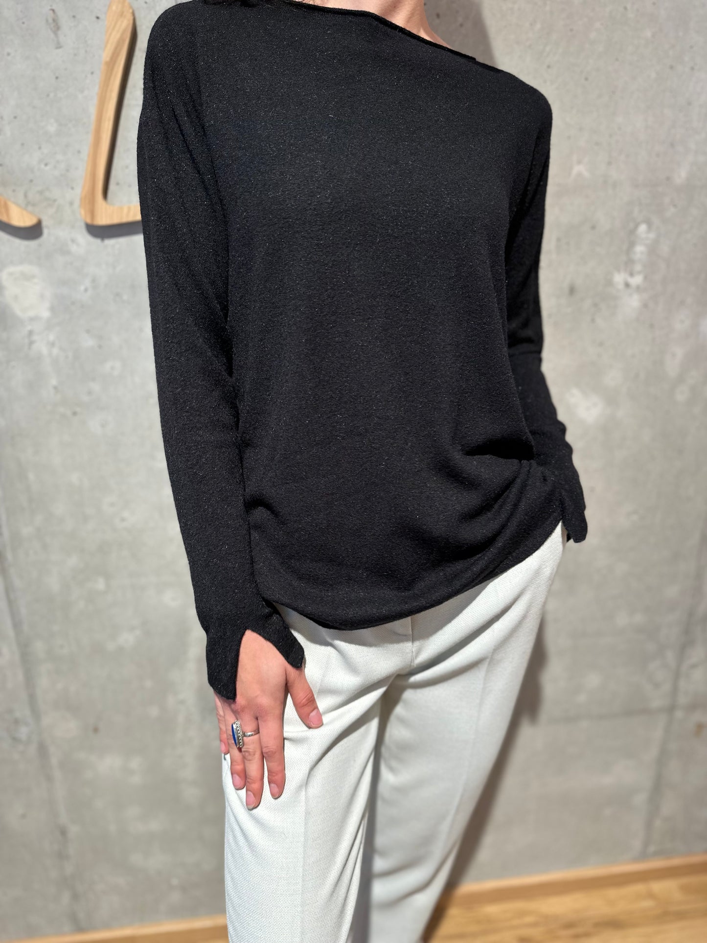 MG-Pulli "Mia Rundhals mit Ärmelschlitz" - Versch. Farben