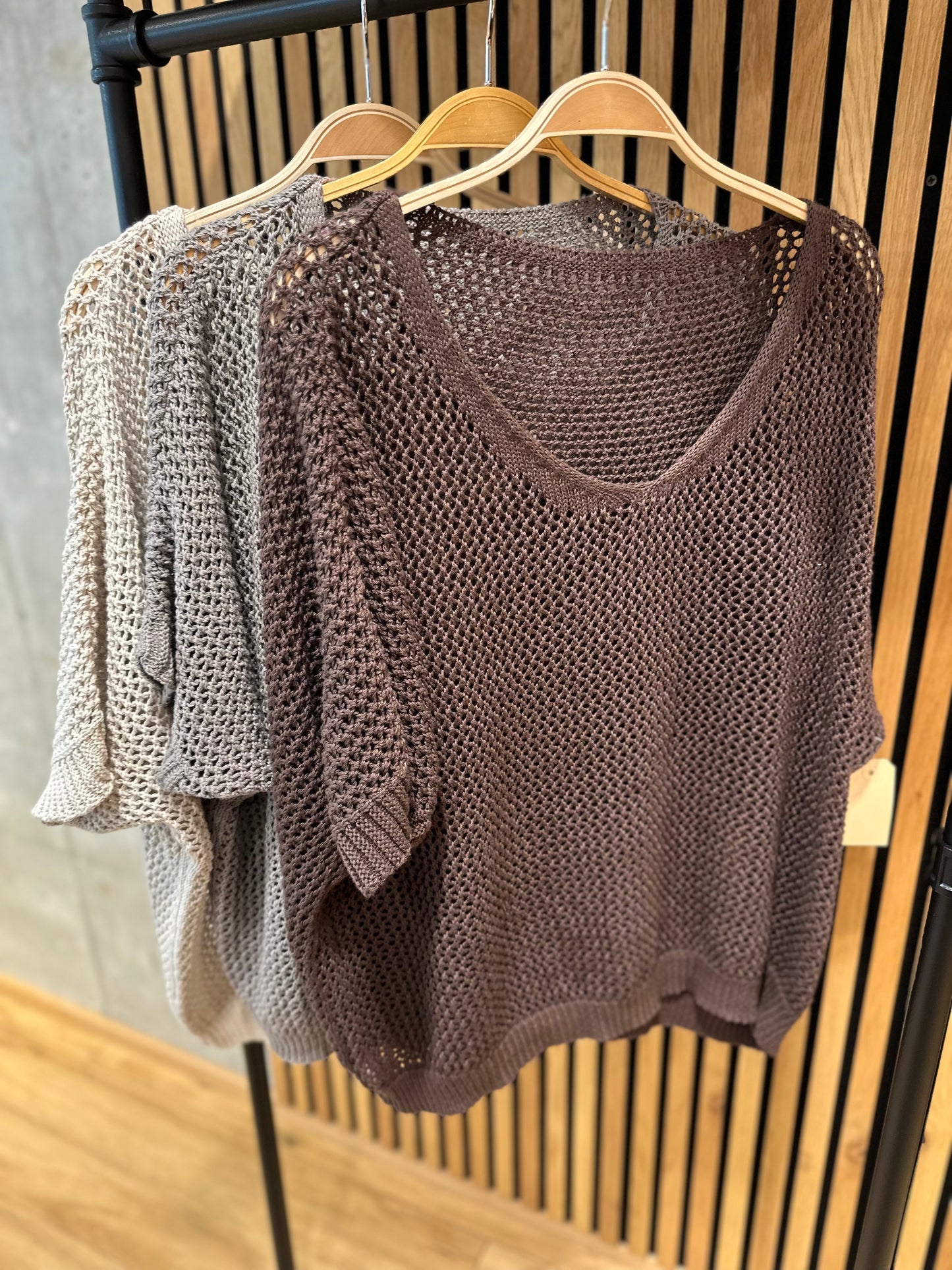 Lochstrick "Loreley V-Neck" - Versch. Farben
