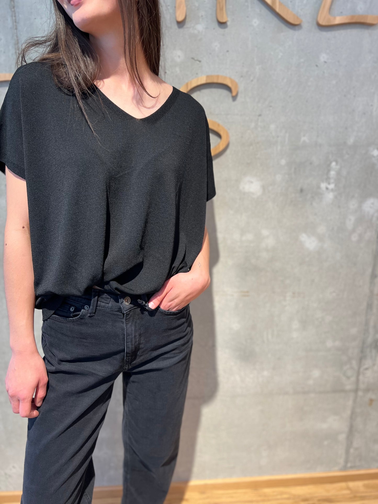 Shirt "Solveig V-Neck" - Versch. Farben