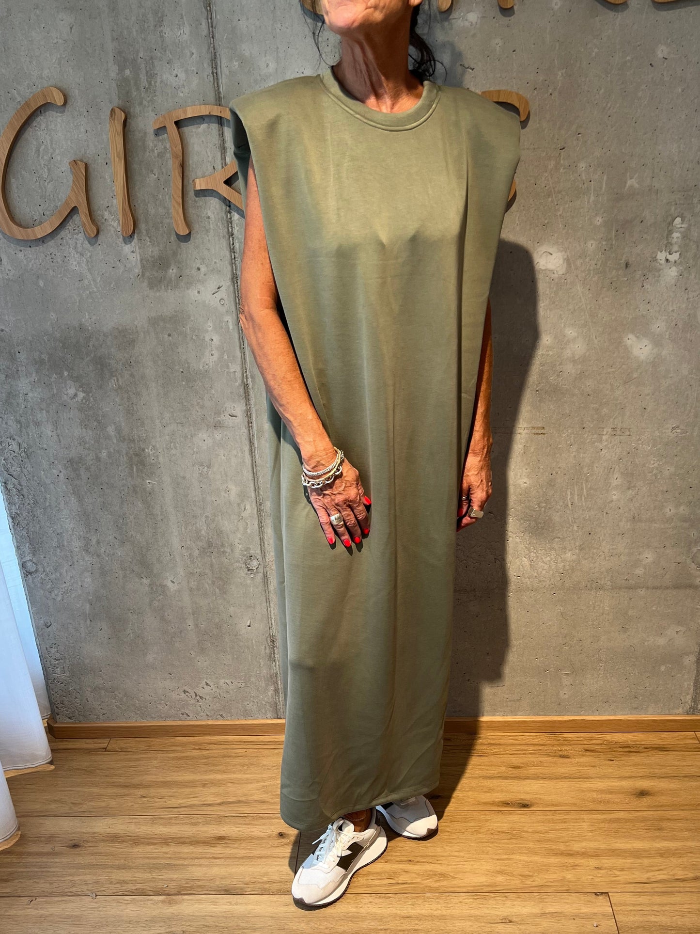 Kleid "Karma Schulterdetail" - Versch. Farben