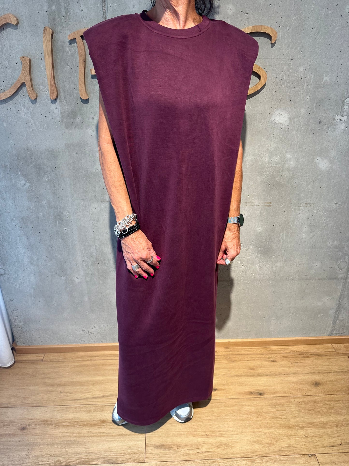 Kleid "Karma Schulterdetail" - Versch. Farben