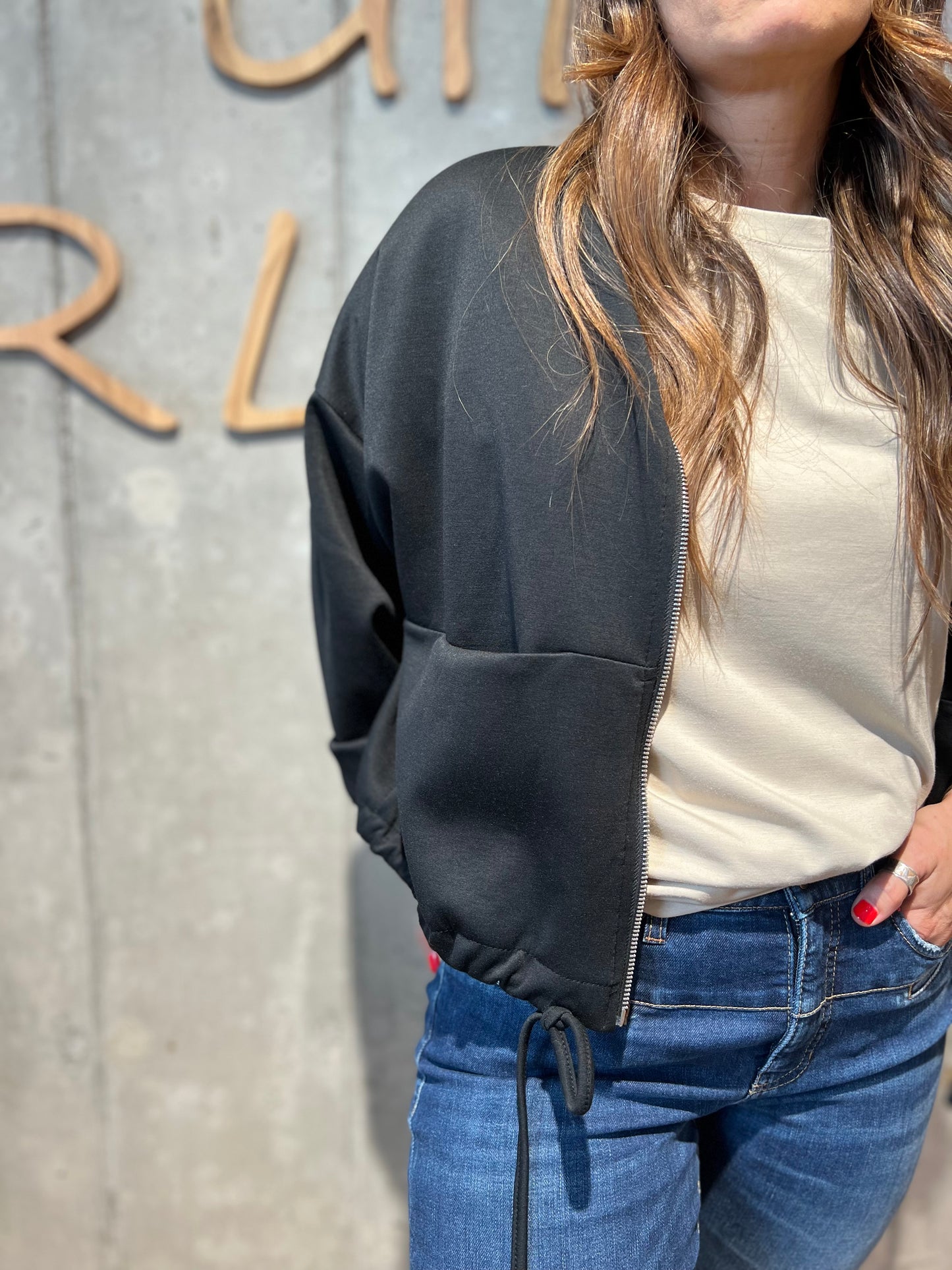 Zip-Jacke"Zendaya verkürzt" - Versch. Farben