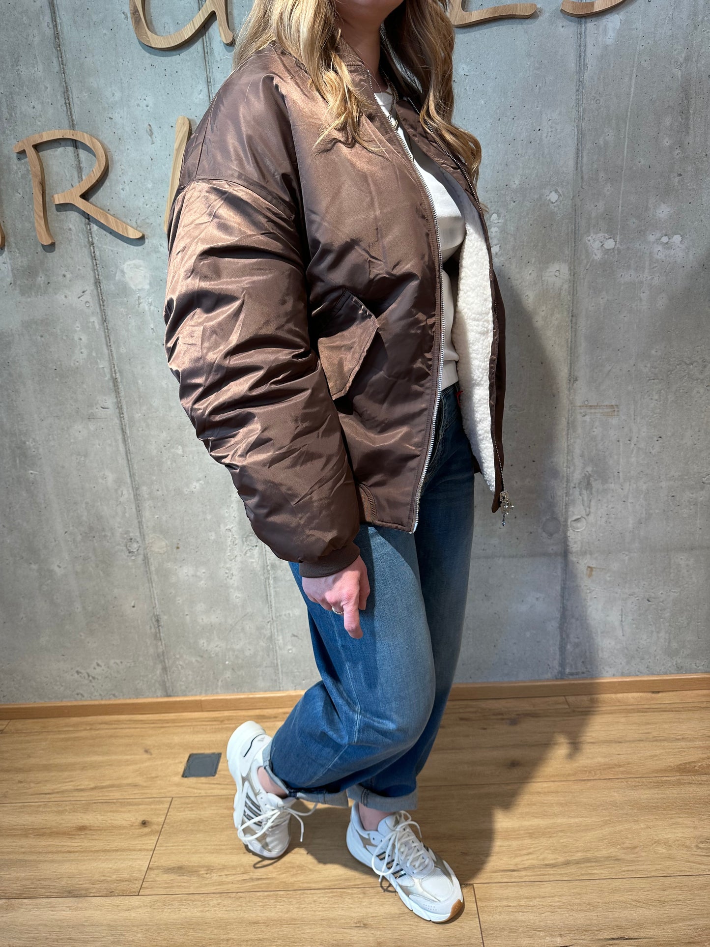 Jacke "Jacky" Schokobraun