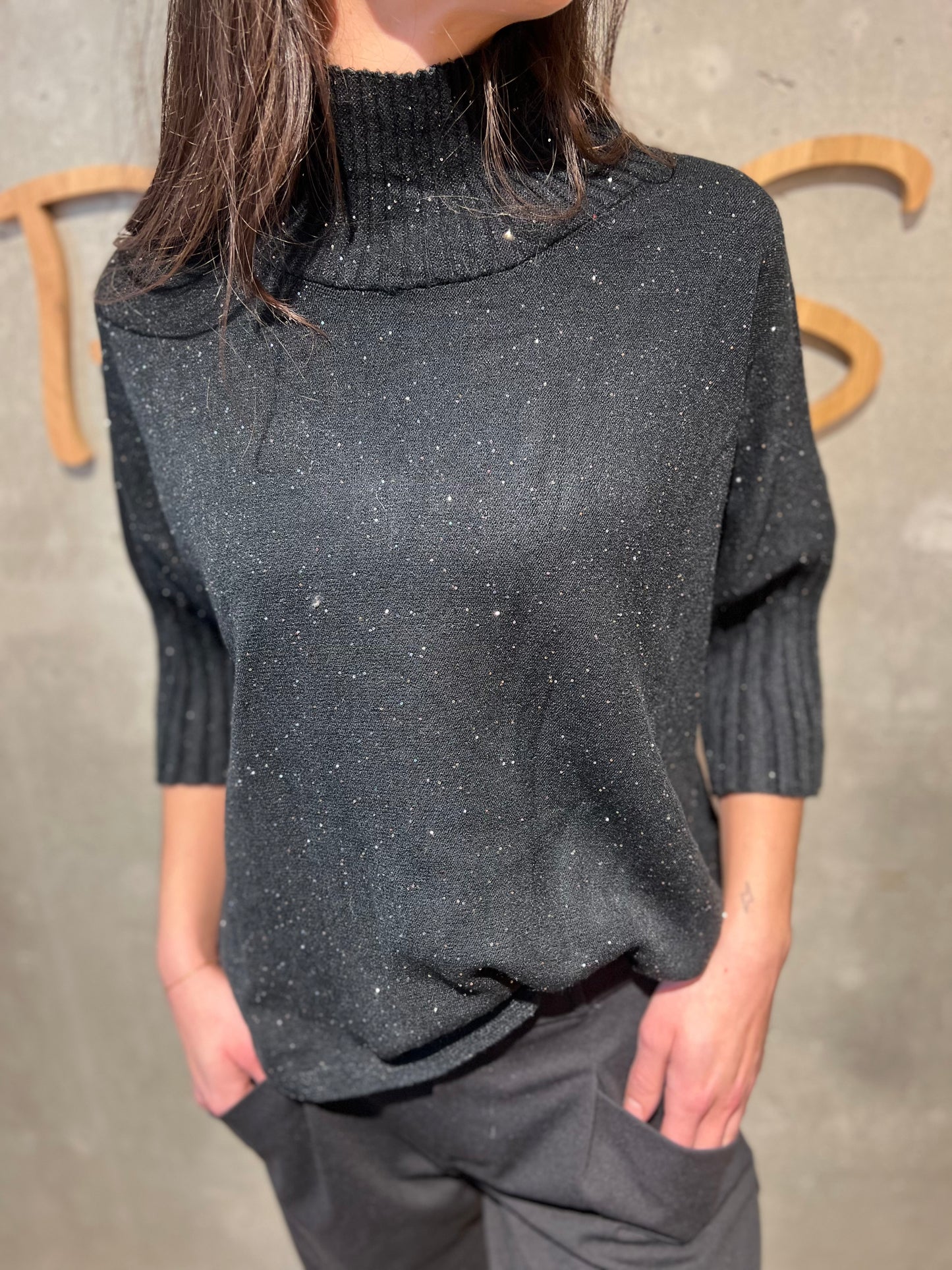 Pulli "Pola mit Glitzersteinen" versch. Farben