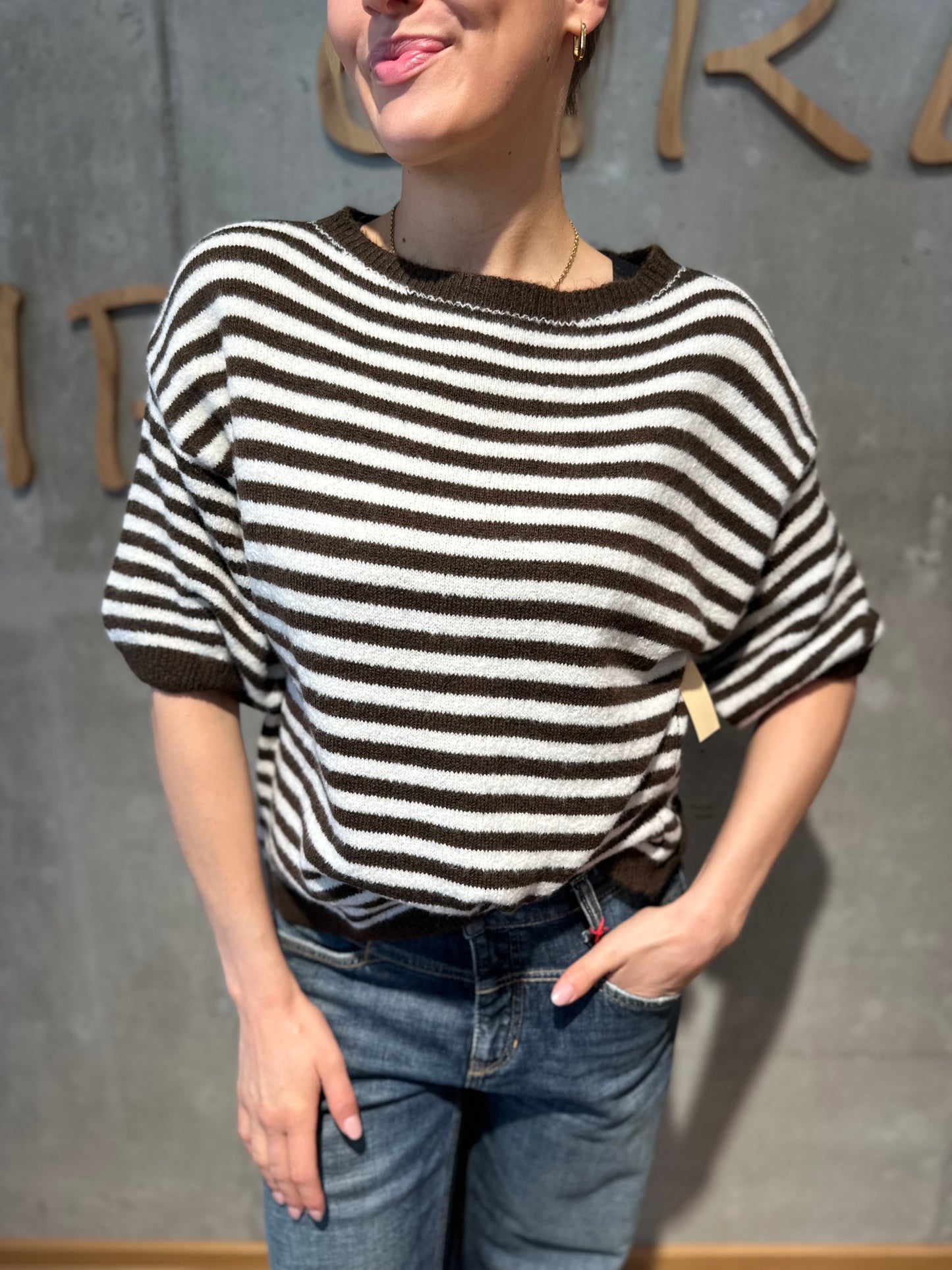 Pulli "Pyrania" - Versch. Farben