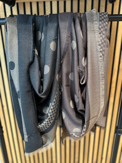 Schal "Amari" - Versch. Farben
