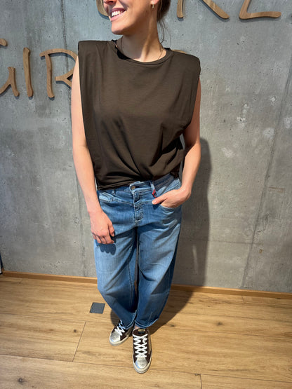 Shirt "Sandy mit Schulterpolster" - Versch. Farben