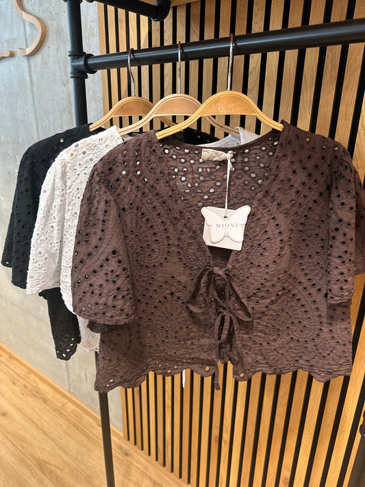 Loch-Bluse "Lory kurz" - Versch. Farben