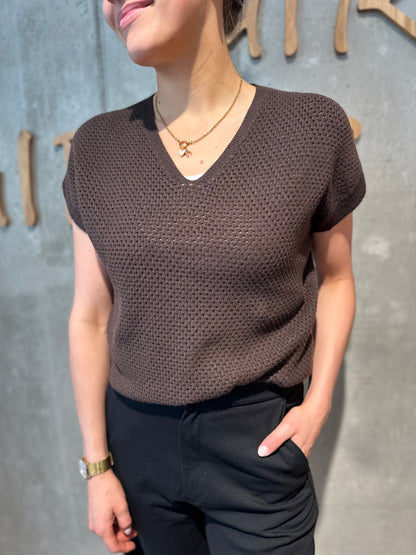 Pullunder "Pia Lochmuster V-Neck" - Versch. Farben