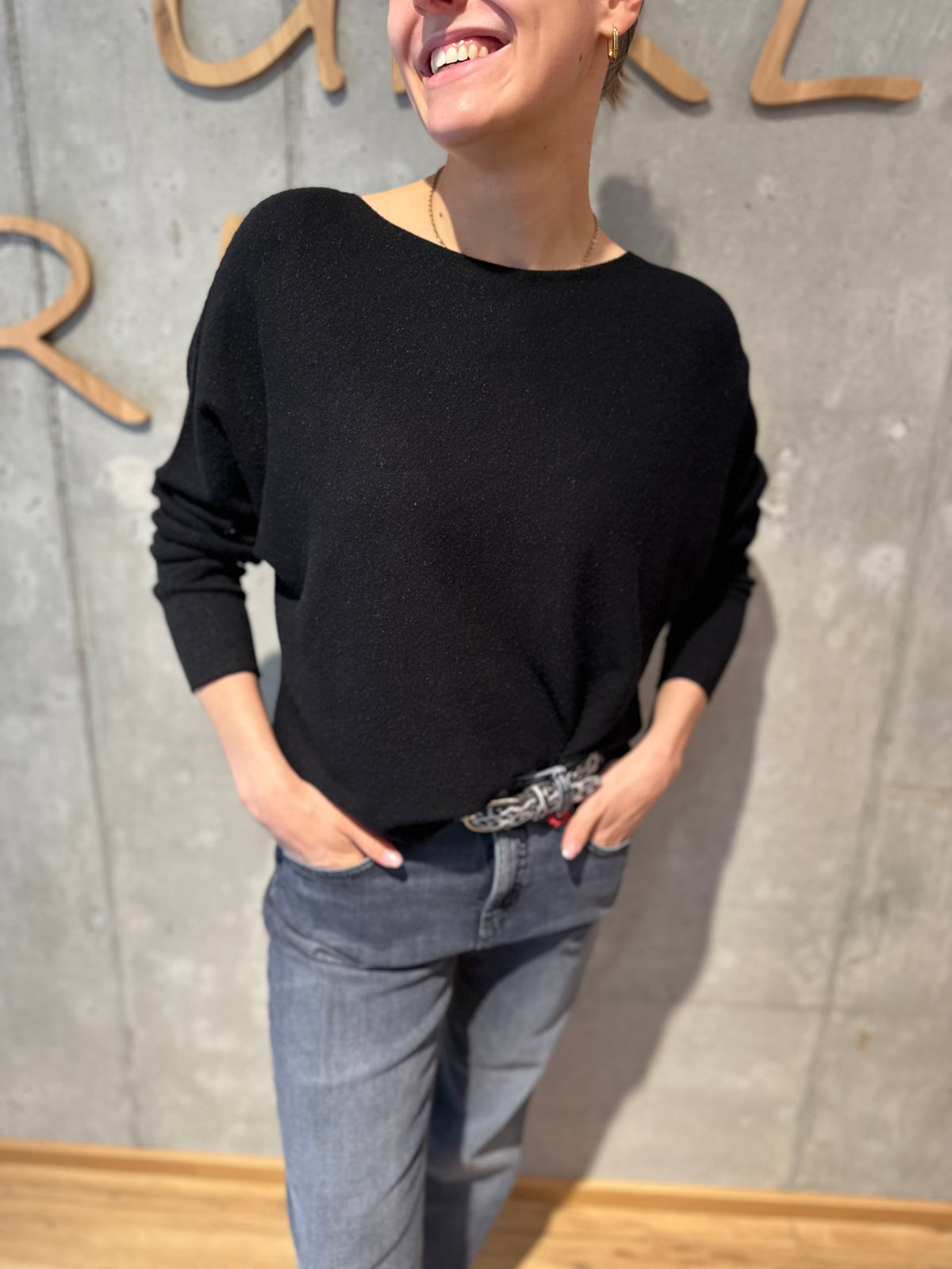 MG-Pulli "Malou kurz" - Versch. Farben