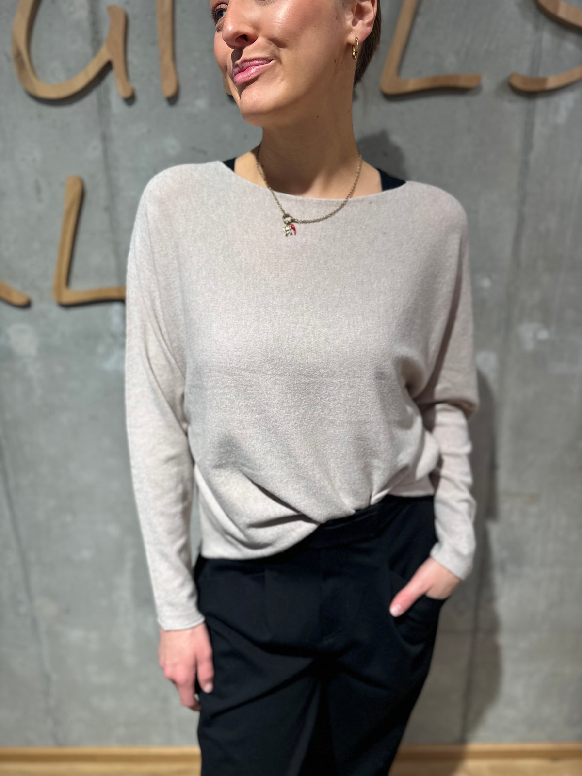 MG-Pulli "Malou kurz" - Versch. Farben