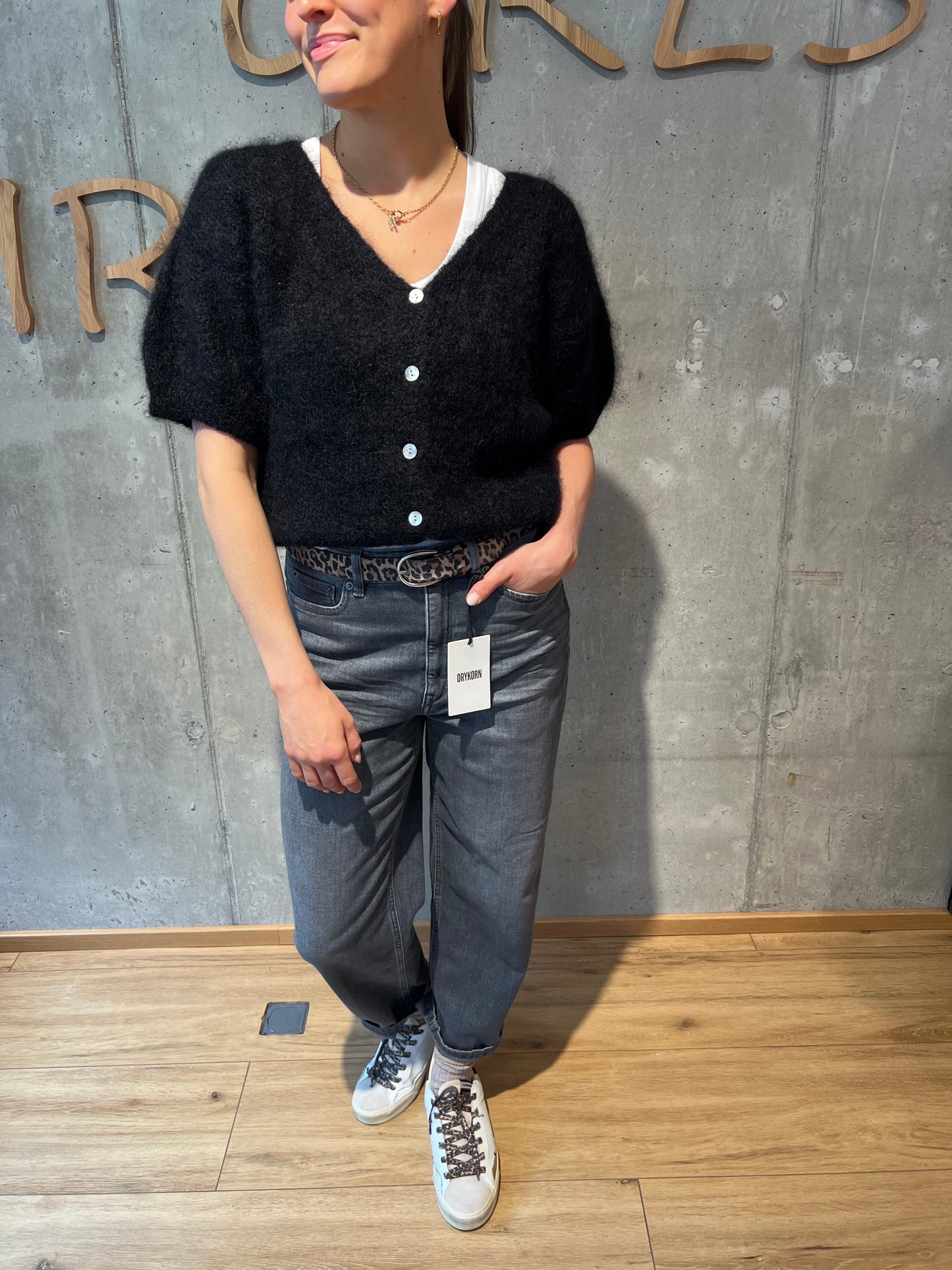Strickjacke "Sophie halbarm" - Versch. Farben
