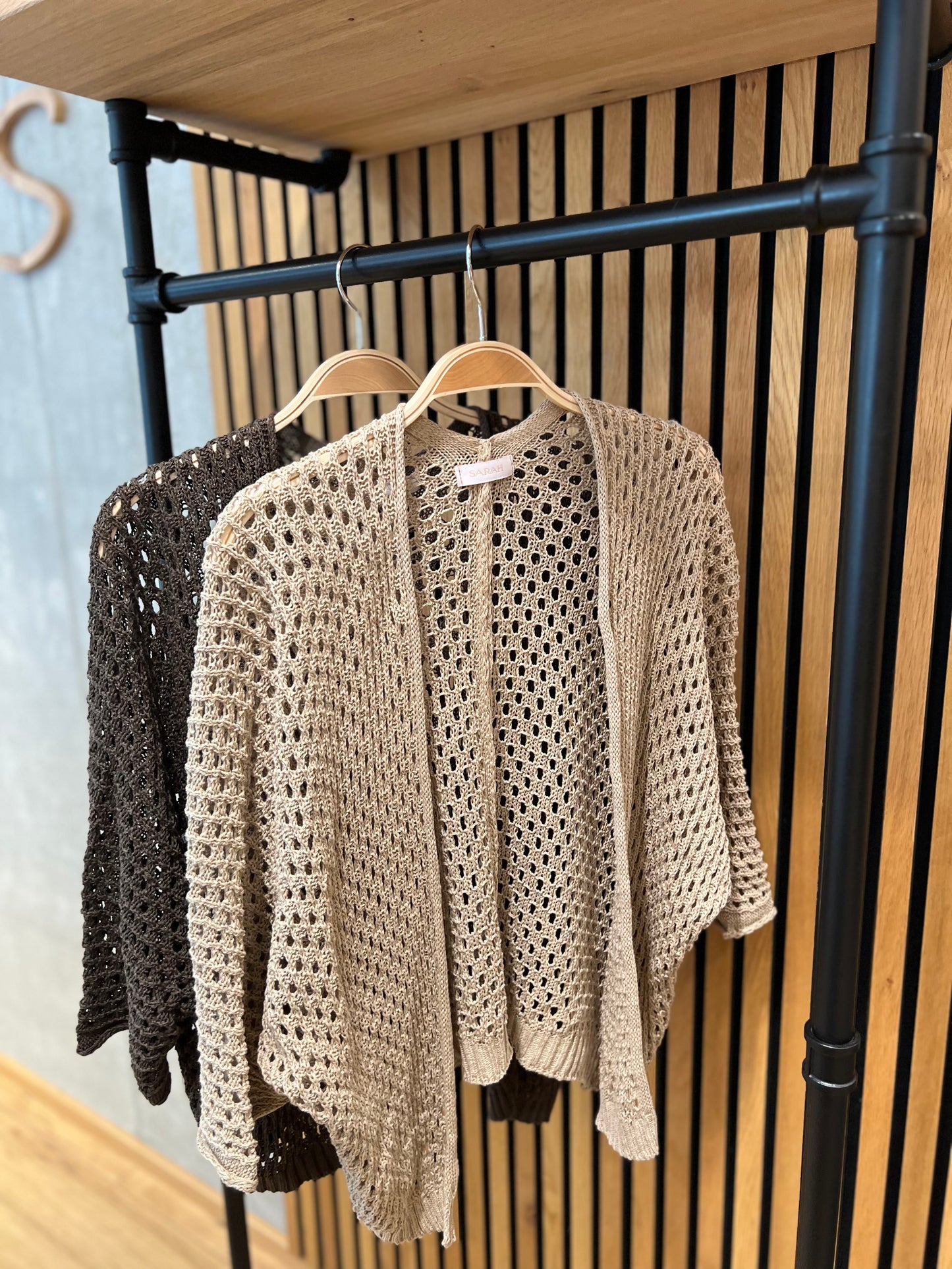 Lochstrick Cardigan "Lia" - Versch. Farben