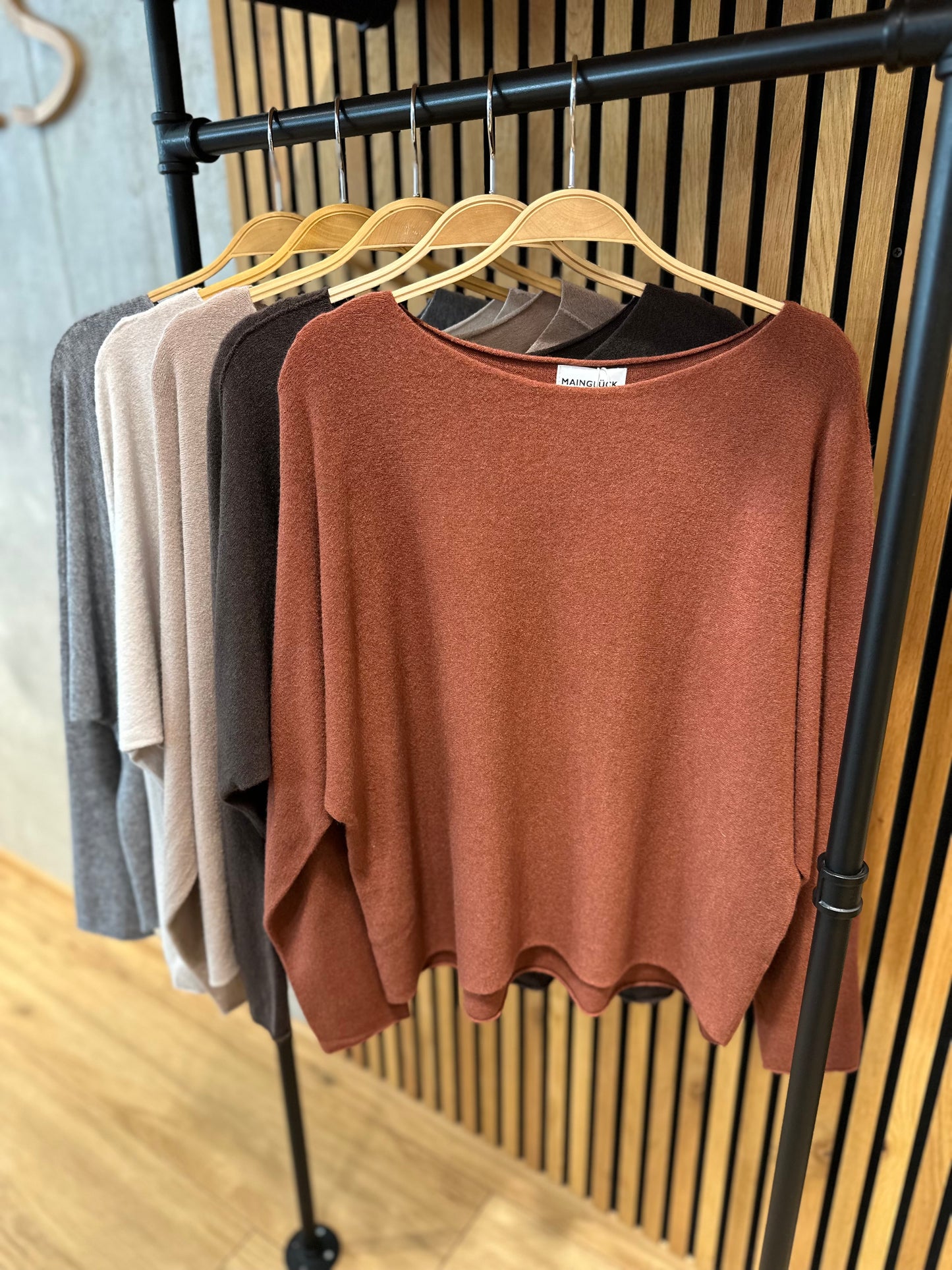 MG-Pulli "Malou kurz" - Versch. Farben