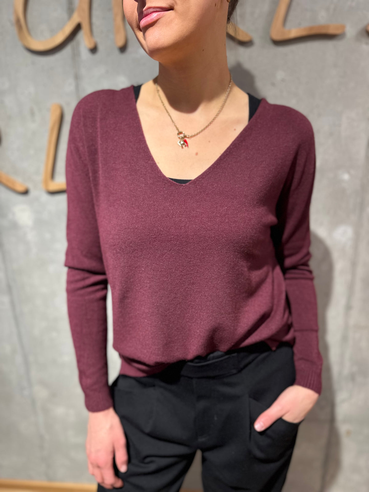 MG-Pulli "Marcella V-Neck" - Versch. Farben