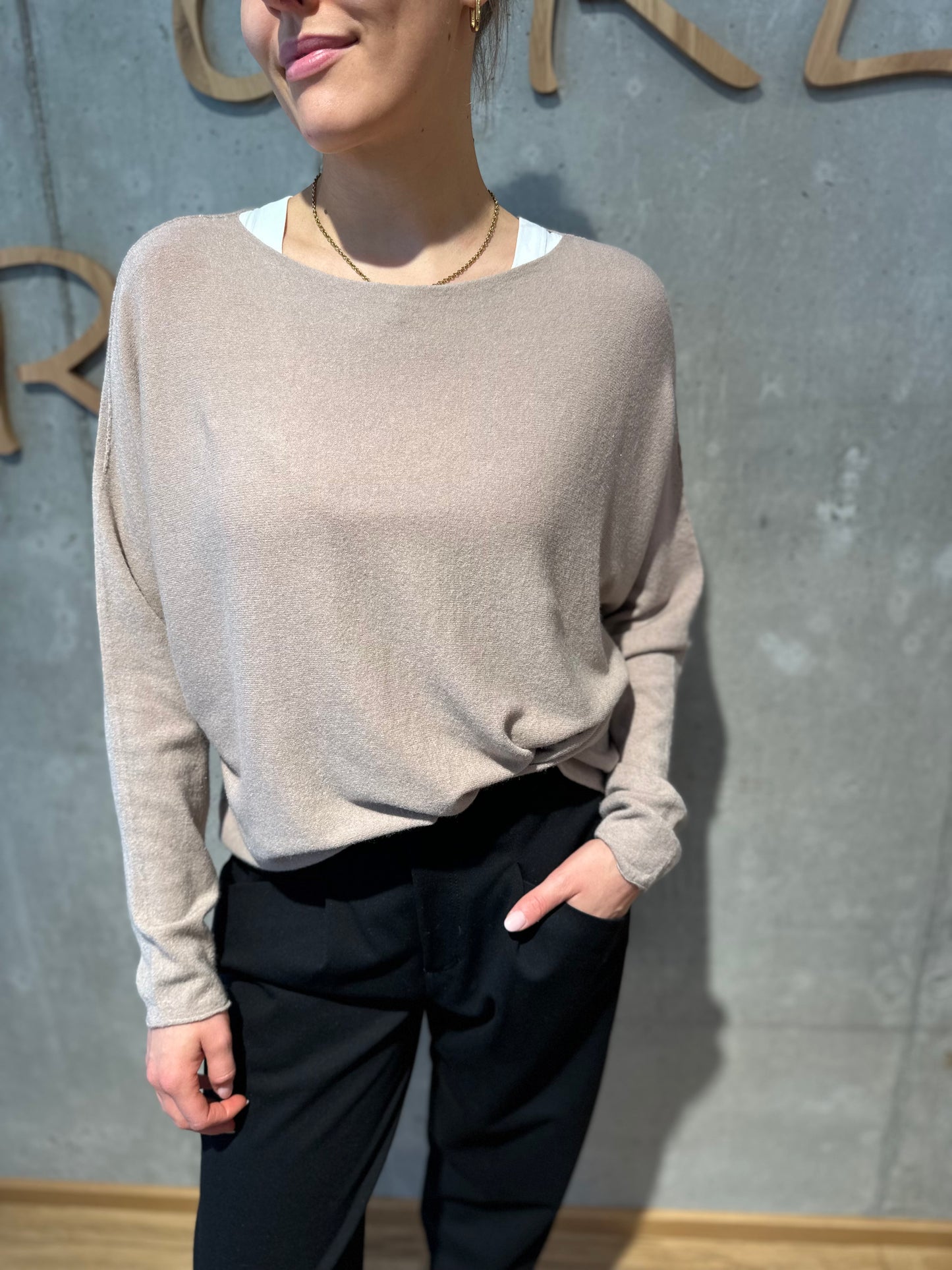 MG-Pulli "Malou kurz" - Versch. Farben