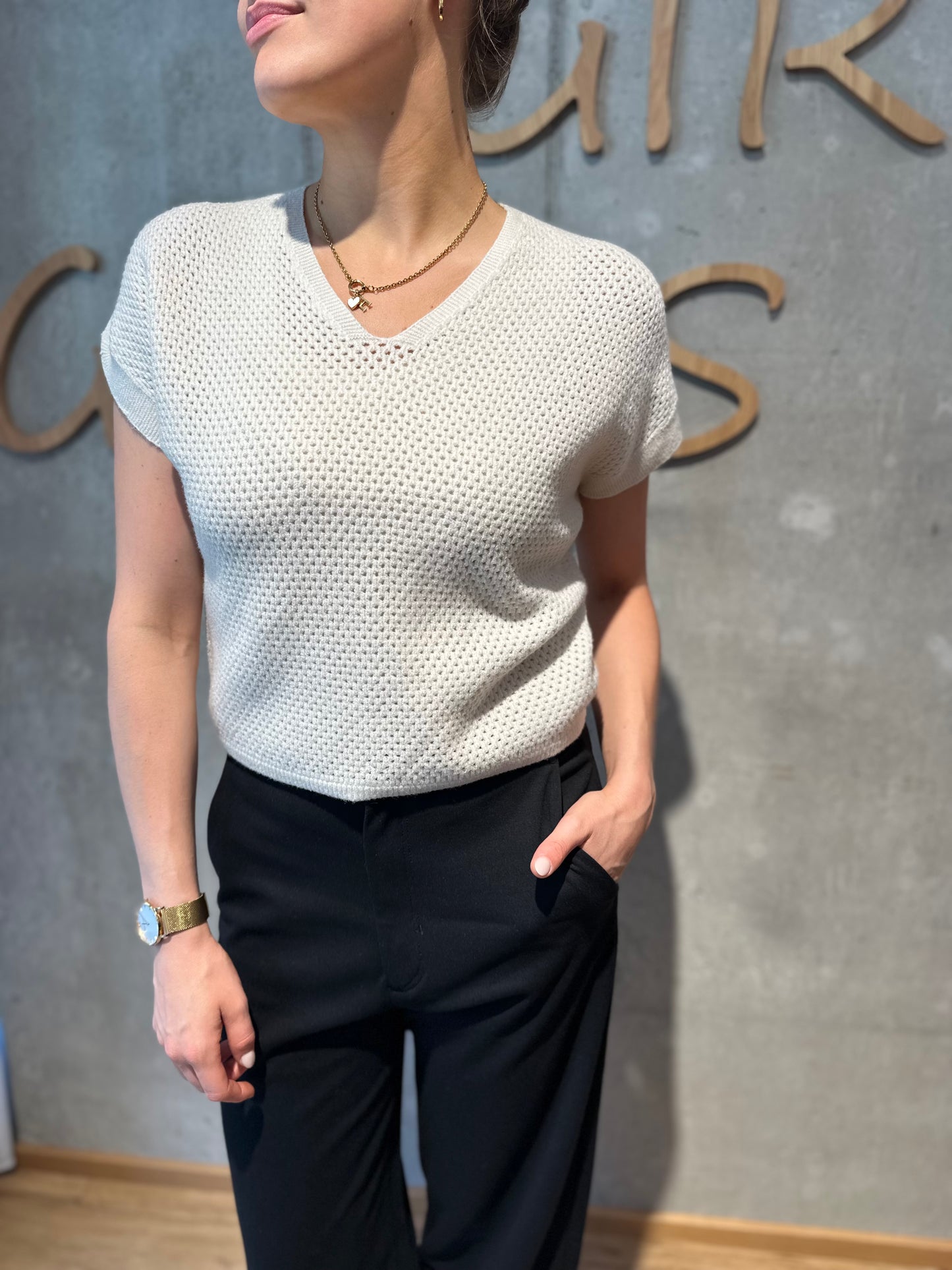 Pullunder "Pia Lochmuster V-Neck" - Versch. Farben