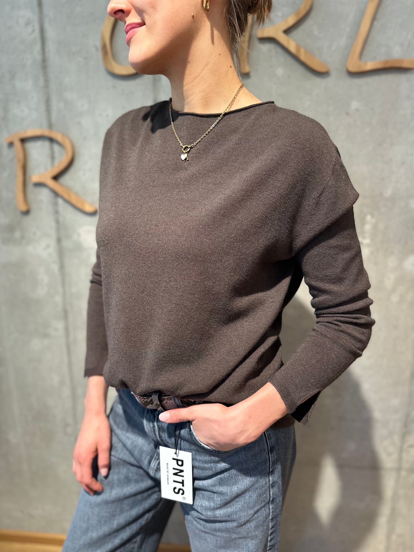 MG-Pulli "Mia Rundhals mit Ärmelschlitz" - Versch. Farben