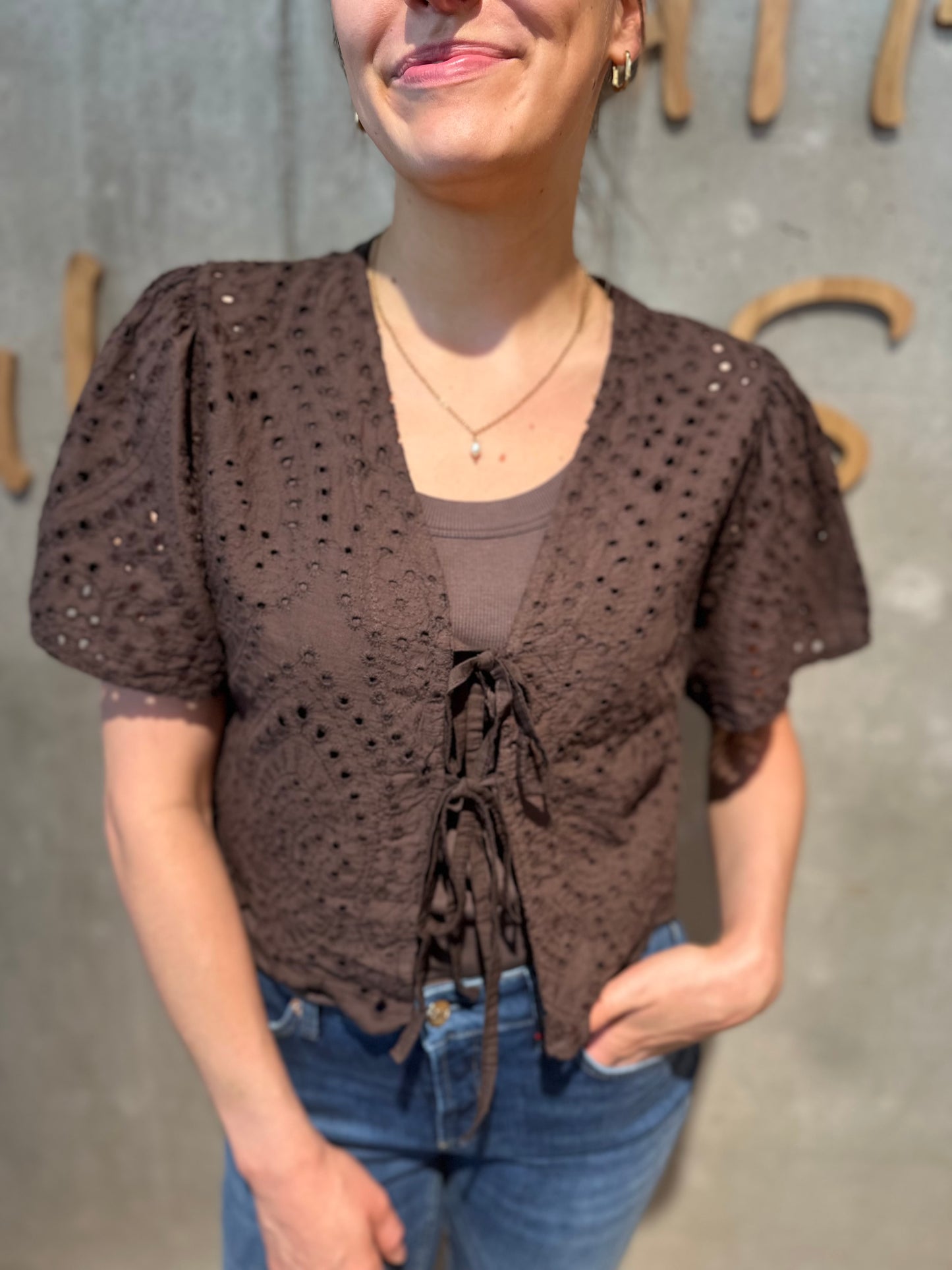 Loch-Bluse "Lory kurz" - Versch. Farben