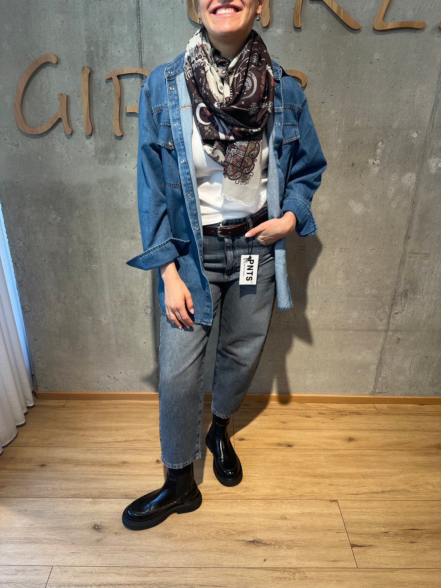 PNTS-Jeans "05_THE O SHAPE 06" Washed Grey