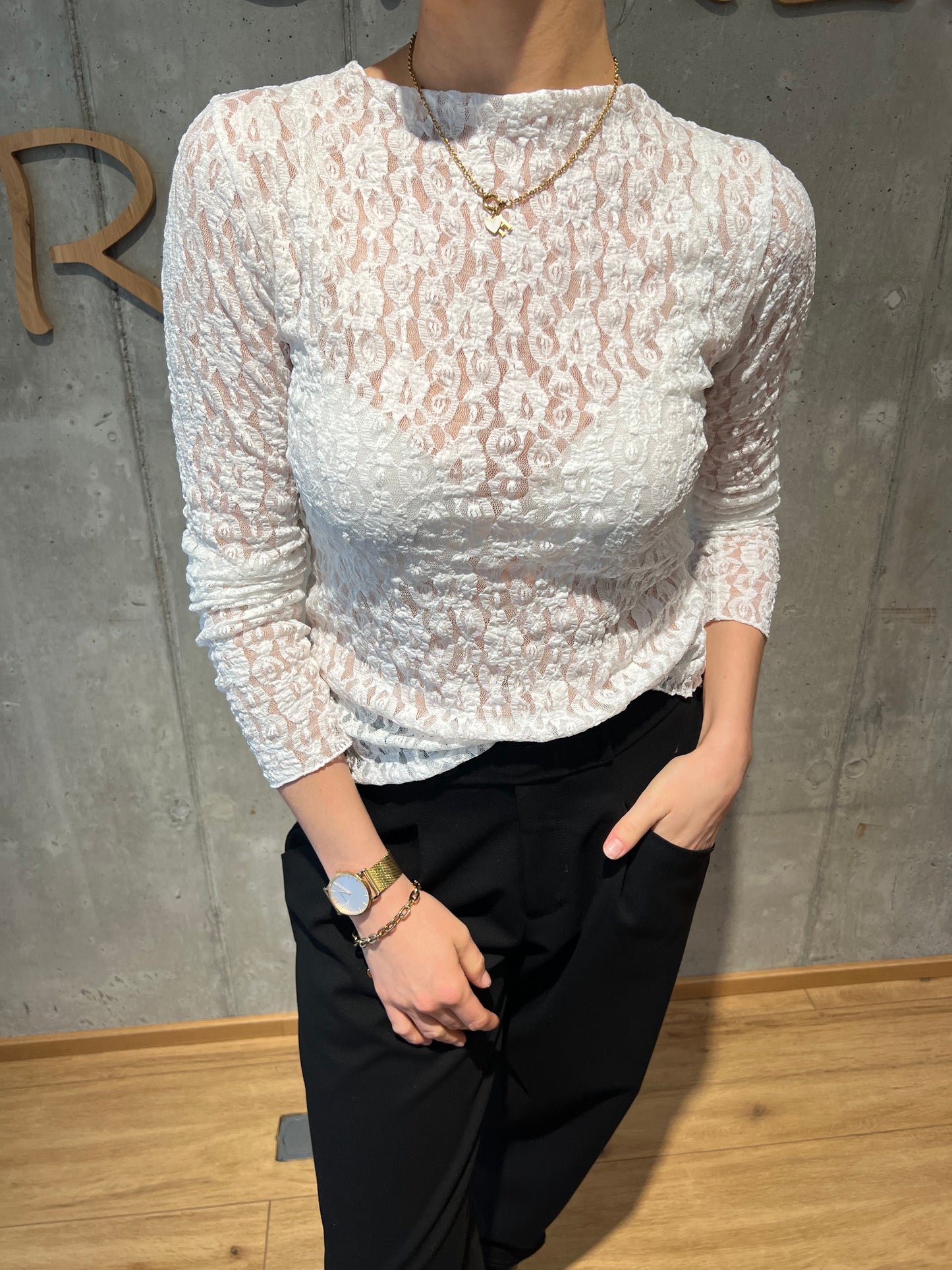 Spitzenshirt"Selin langarm"versch.Farben