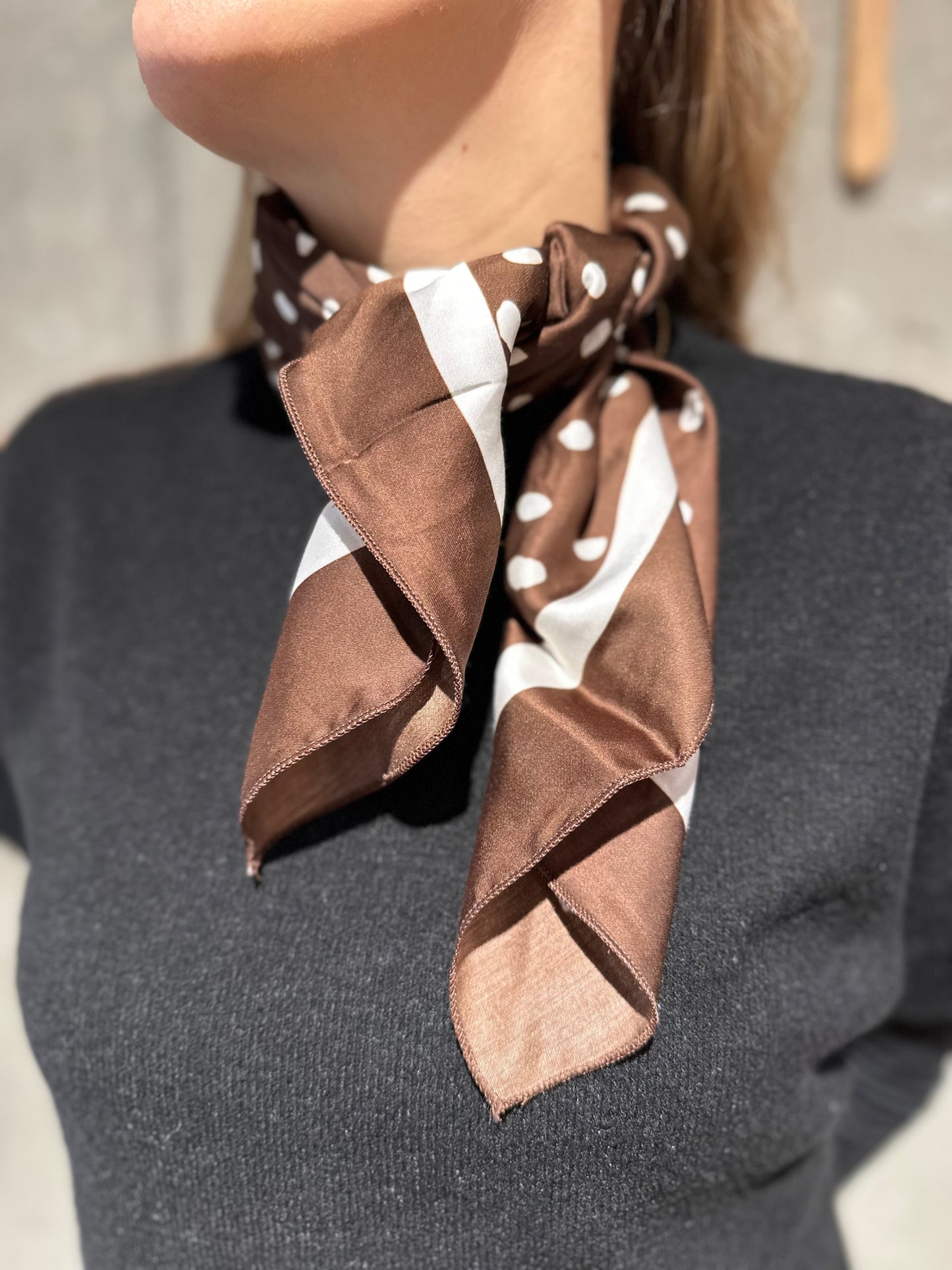 Tuch "Amy Punkte" - Versch. Farben