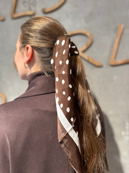 Tuch "Amy Punkte" - Versch. Farben