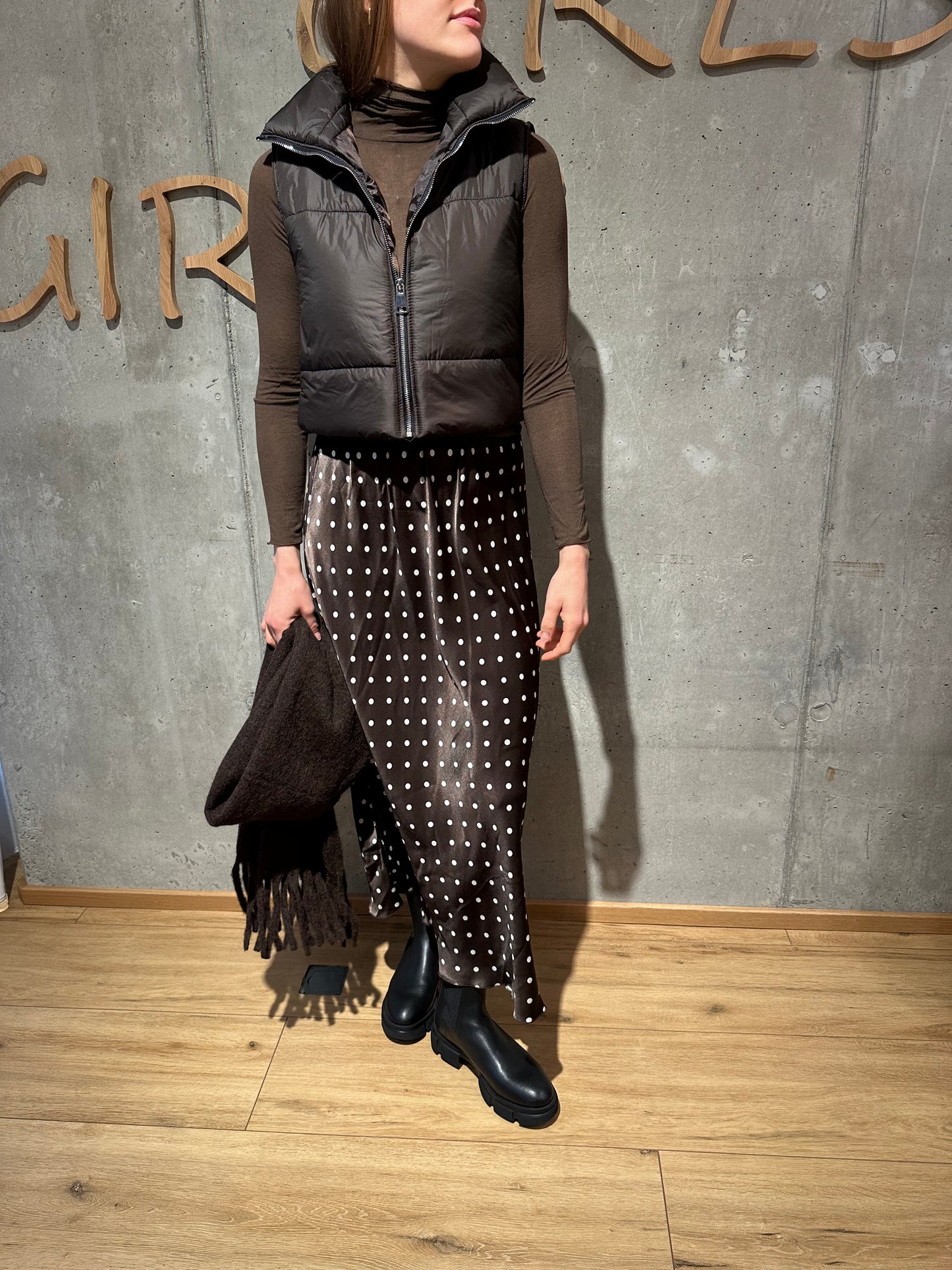 Rock "Ruby mit weißen Punkten - Versch. Farben