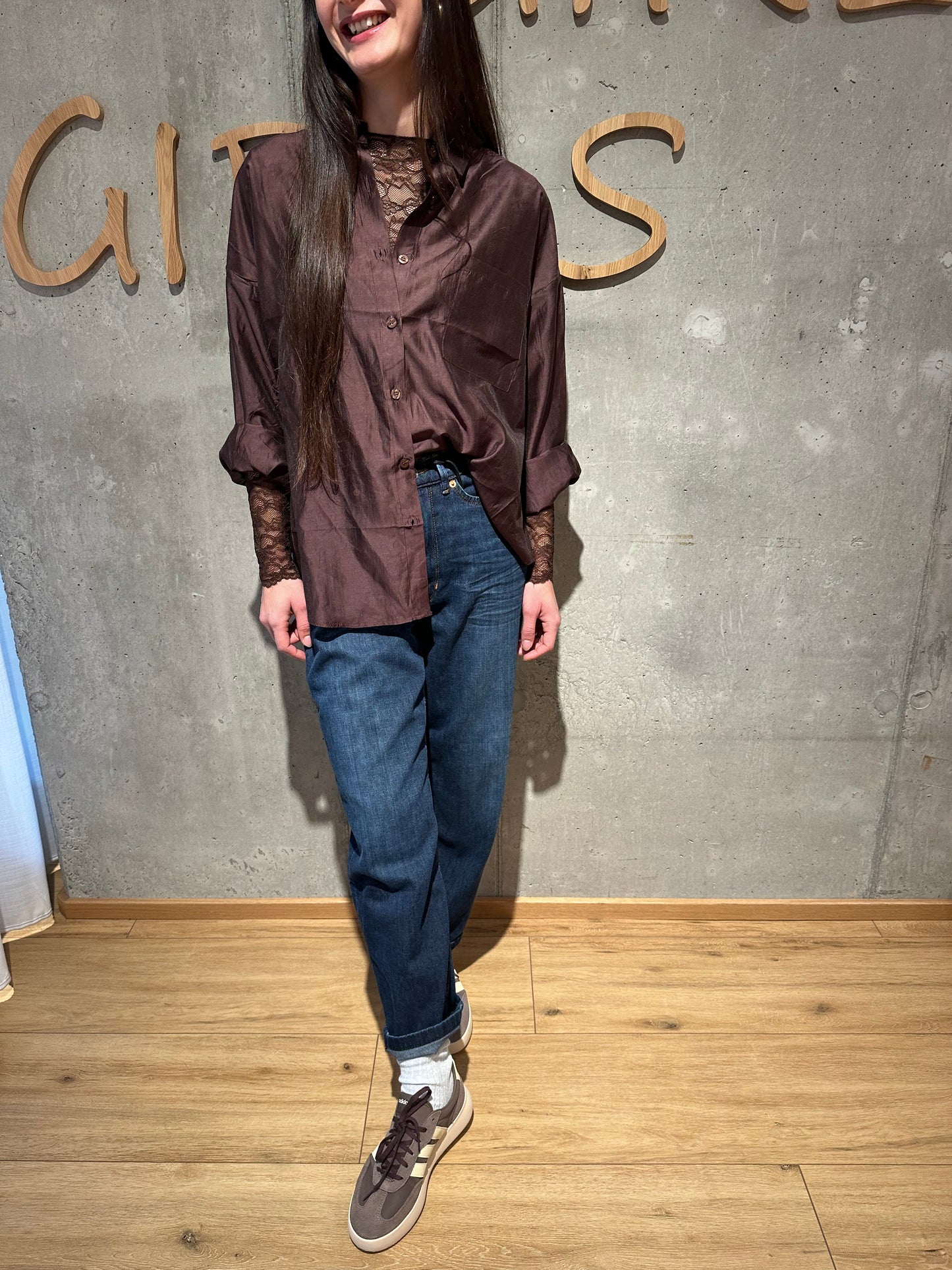 Spitzenshirt "Scarlet" - Versch. Farben