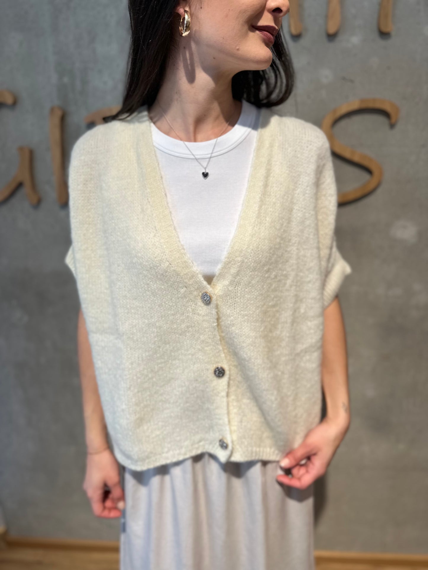 Cardigan "Carola kurzarm" - Versch. Farben
