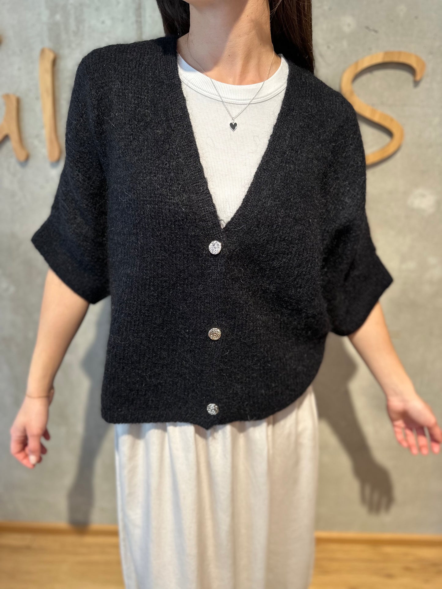 Cardigan "Carola kurzarm" - Versch. Farben