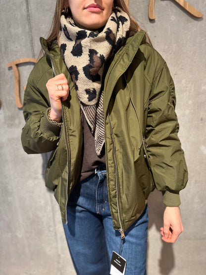 Schal mit "Herz" - Versch. Farben