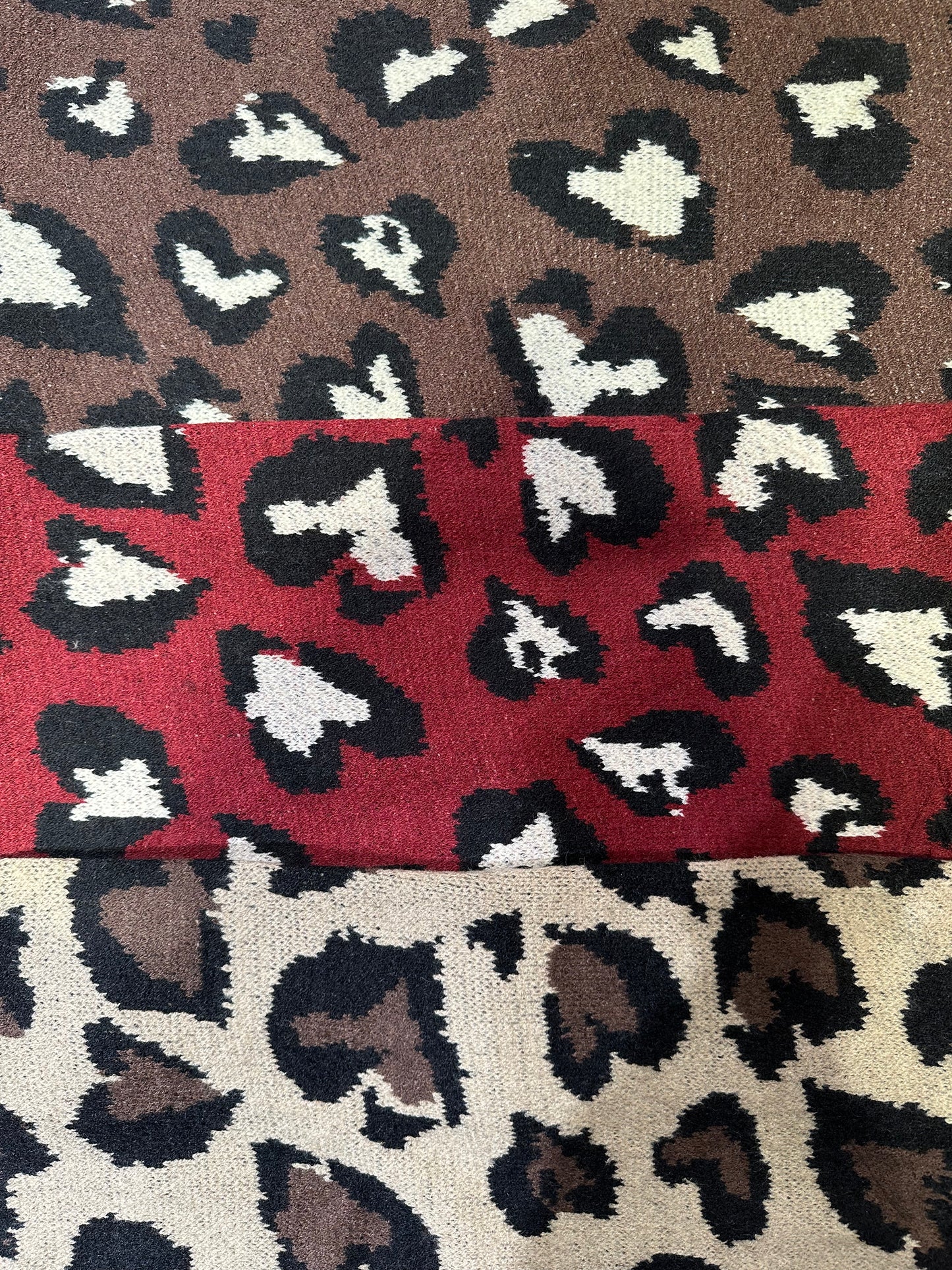 Schal mit "Herz" - Versch. Farben