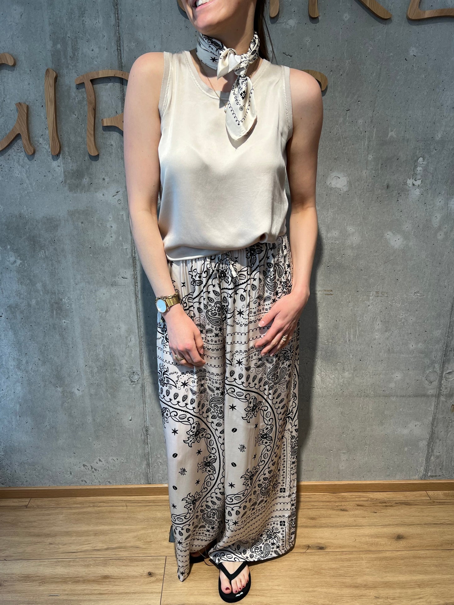 Hose "Harriet mit Musterung" - Versch. Farben