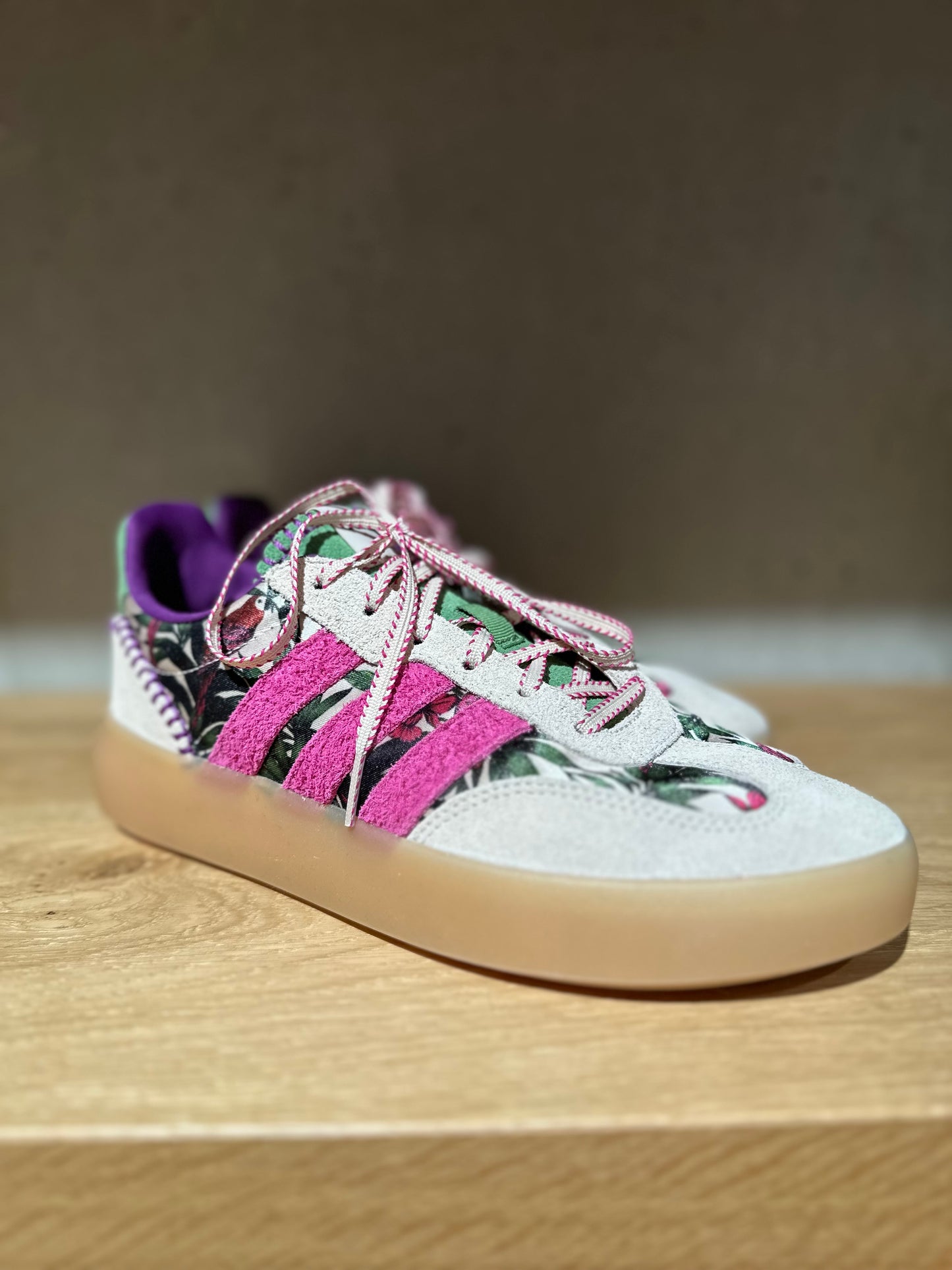 Schuh "Barreda Decode KJ6331" Blumenmuster Pink