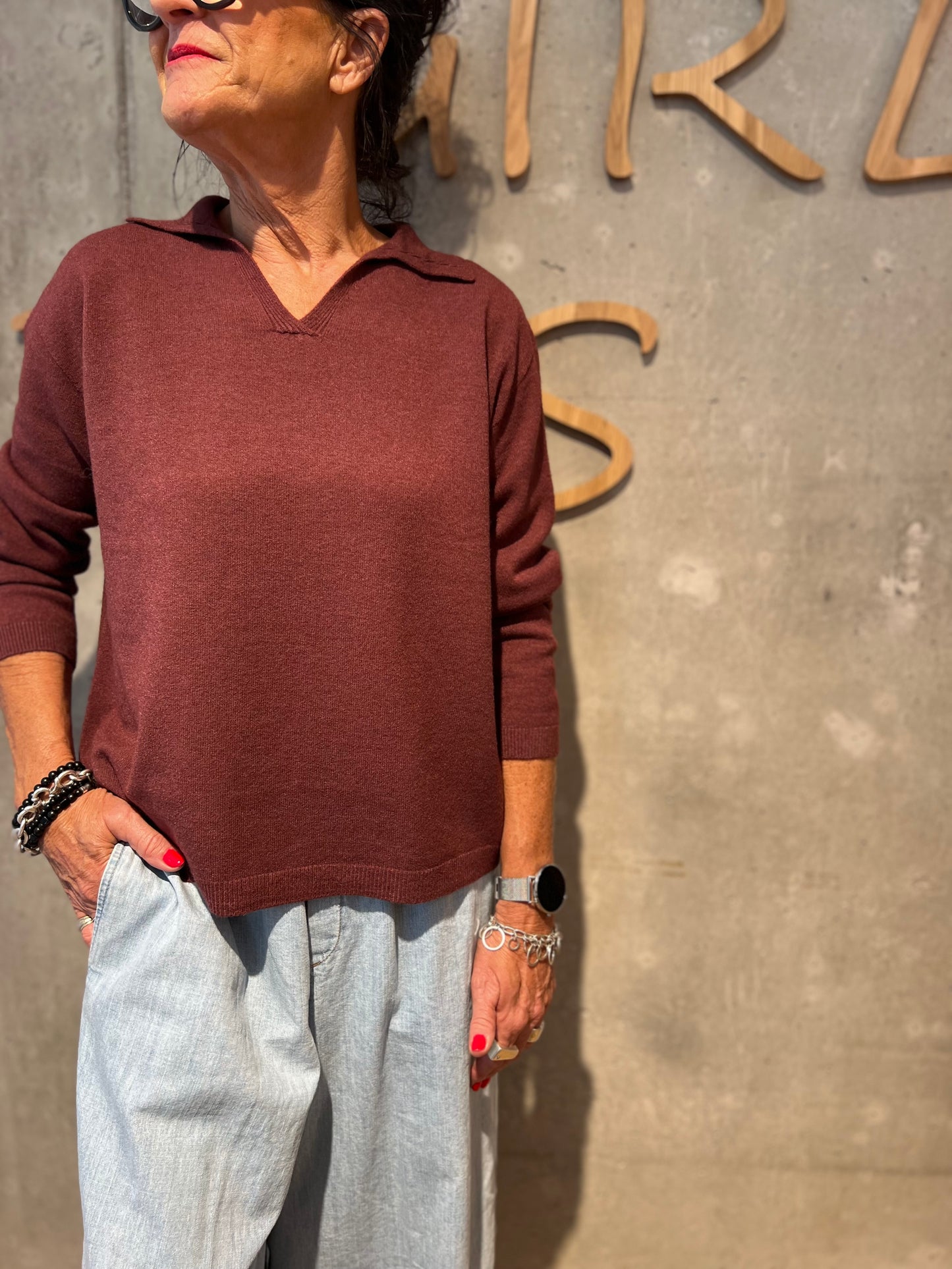 MG-Pulli "Mika mit Kragen & V-Neck" - Versch. Farben