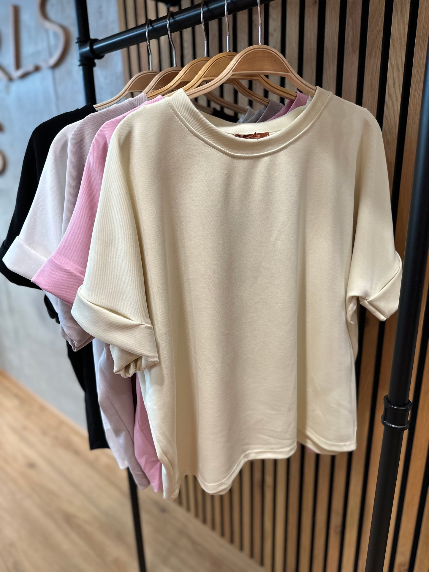 T-Shirt "Tiffany" - Versch. Farben