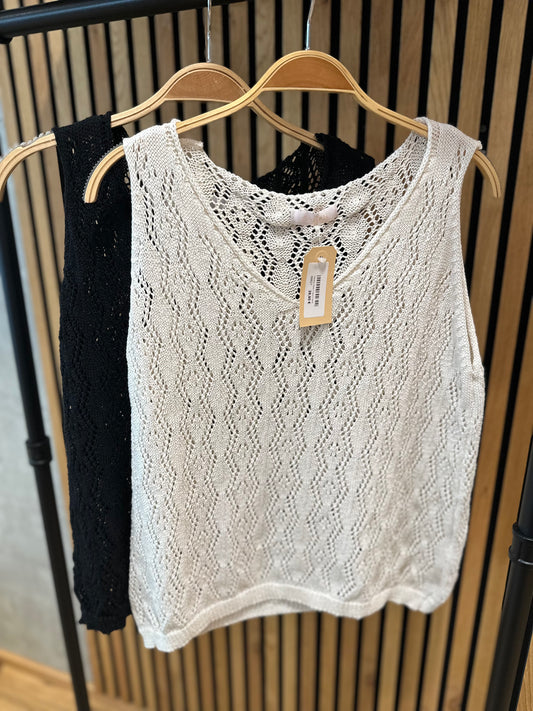 Häkeltop "Helea V-Neck " - Versch. Farben