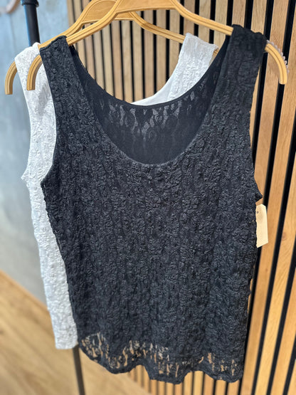 Spitzentop "Sinja" - Versch. Farben