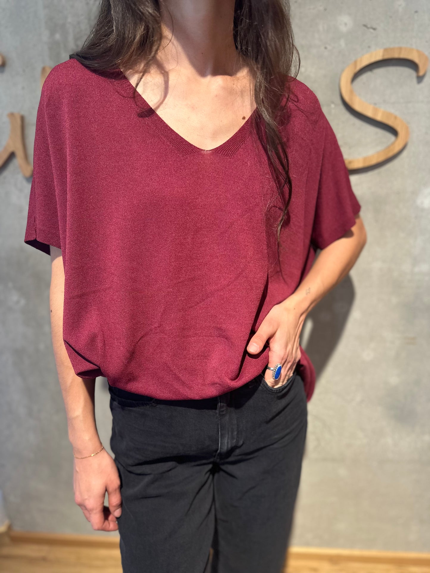 Shirt "Solveig V-Neck" - Versch. Farben