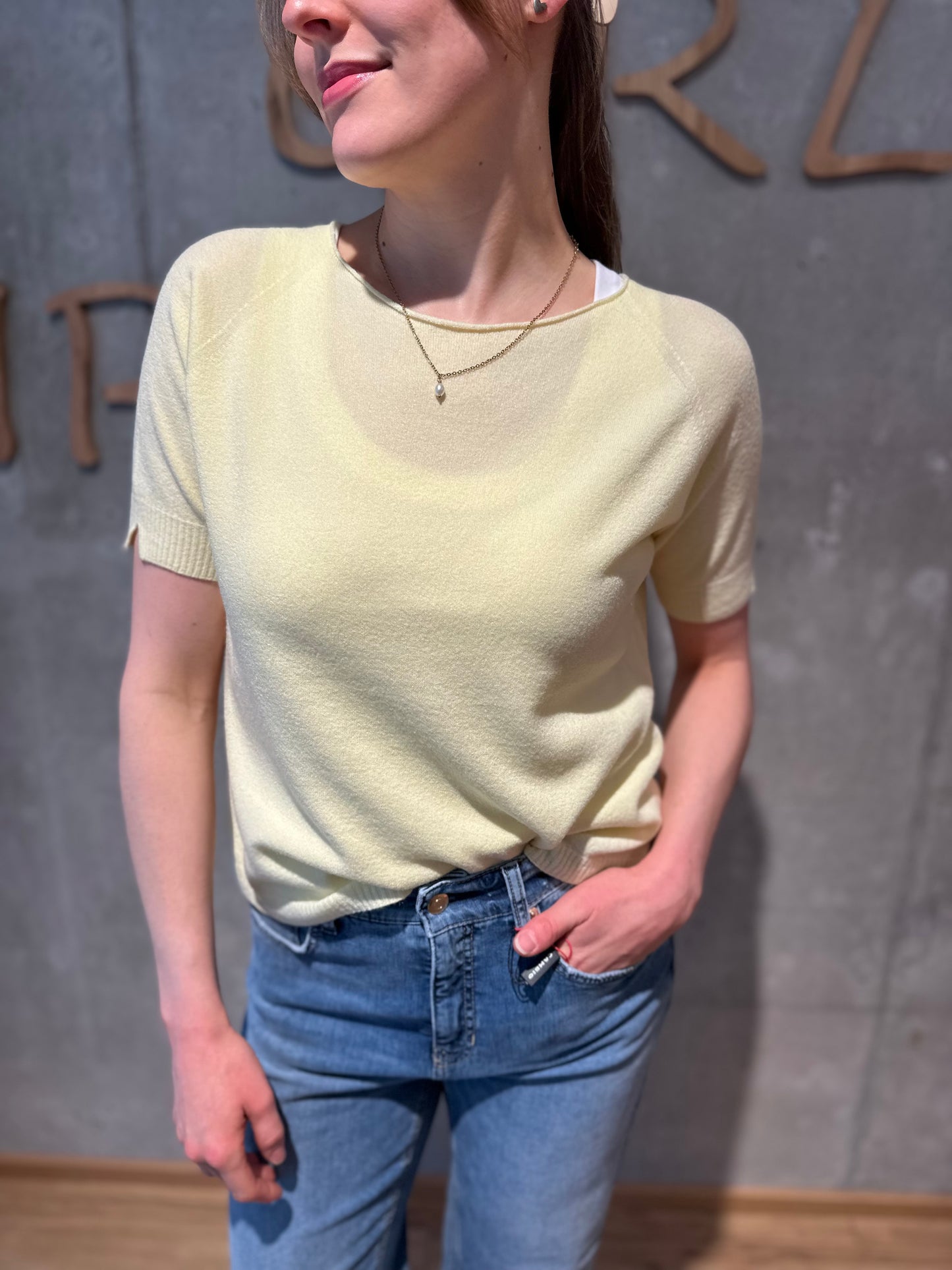 MG-Pulli "Marie mit Schlitzen" - Versch. Farben
