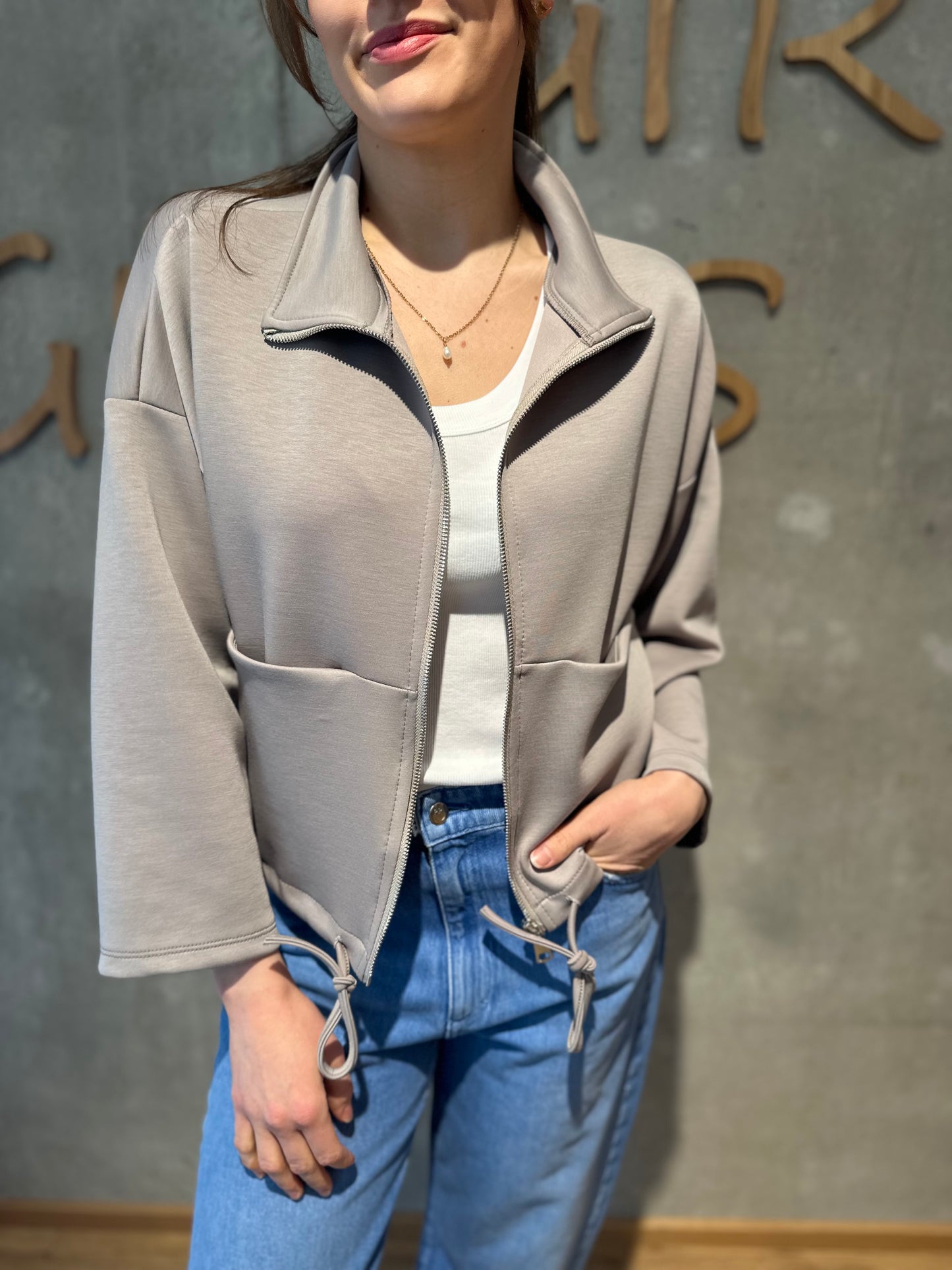 Zip-Jacke "Zendaya verkürzt" - Versch. Farben