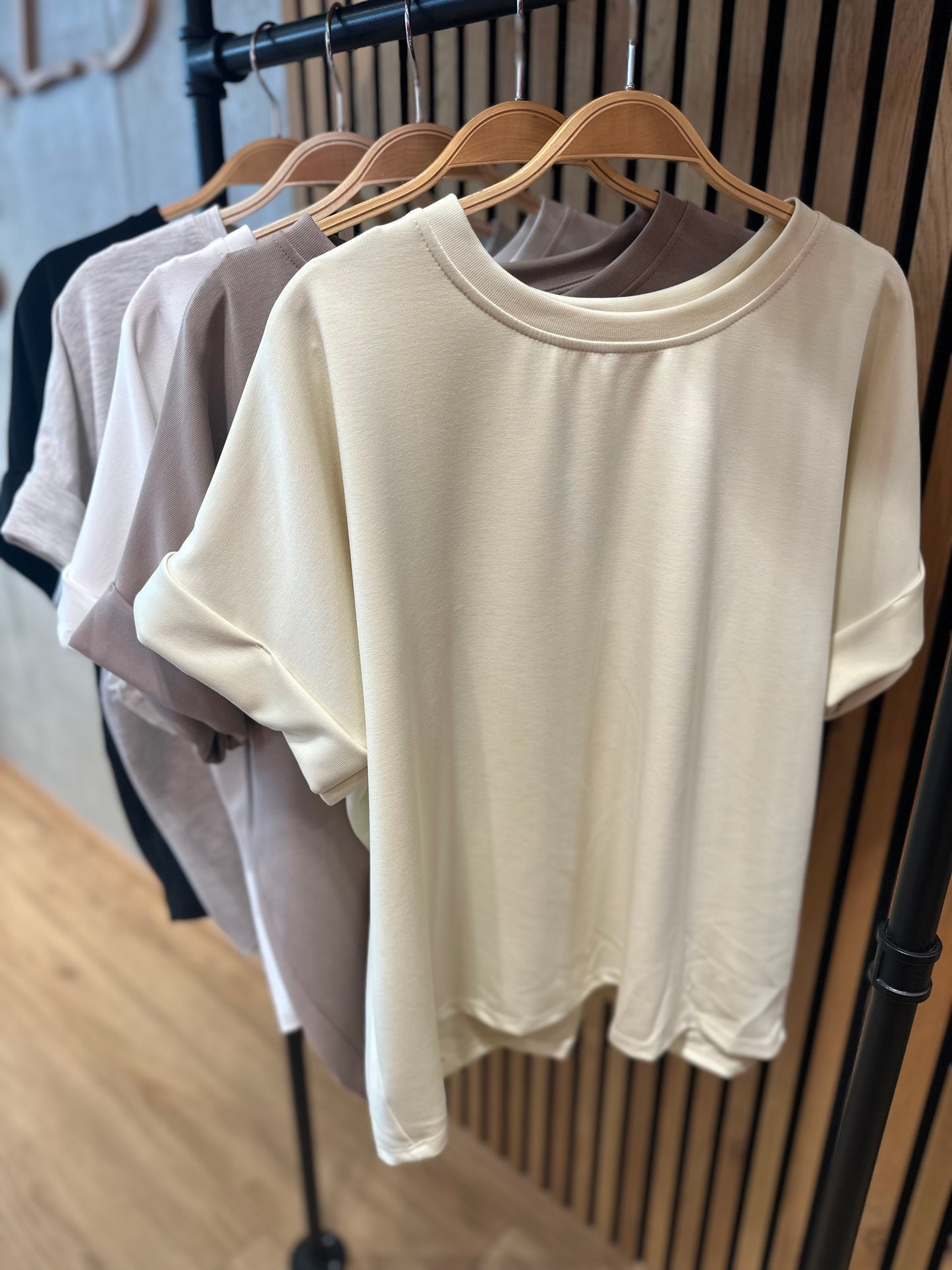 T-Shirt "Tiffany" - Versch. Farben