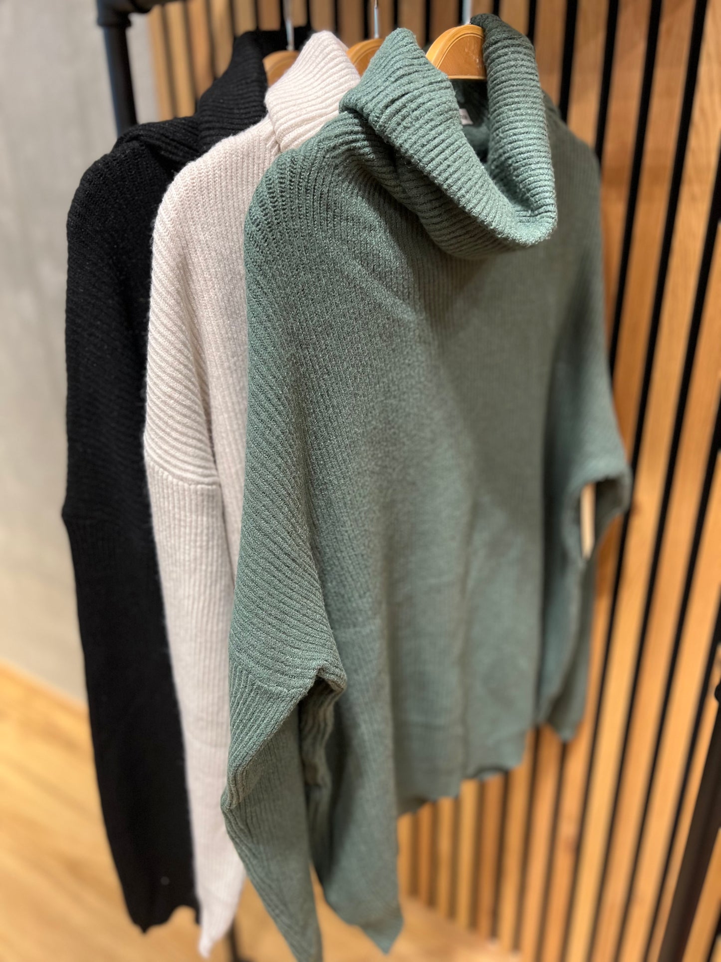 Pulli "Prianka Rollkragen" - Versch. Farben